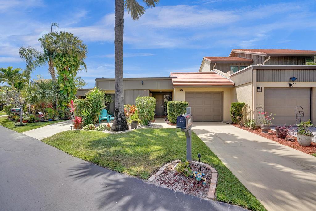 11159 Oakdale Road, Boynton Beach, Palm Beach County, Florida - 2 Bedrooms  
2 Bathrooms - 
