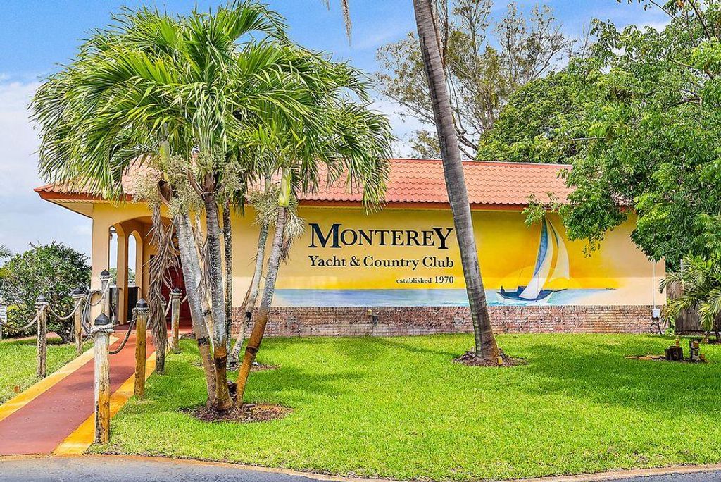 Photo of 1980 SW Palm City Road #H, Stuart, FL 34994 (MLS # RX-11106926)