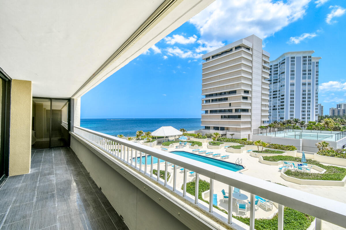 Property for Sale at 5280 N Ocean Drive 2F, Singer Island, Palm Beach County, Florida - Bedrooms: 3 
Bathrooms: 2.5  - $1,275,000