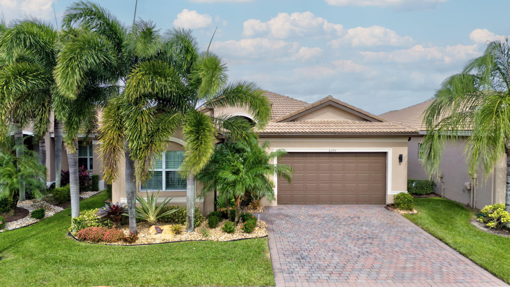 8279 Cloud Peak Drive, Boynton Beach, Palm Beach County, Florida - 3 Bedrooms  
2.5 Bathrooms - 