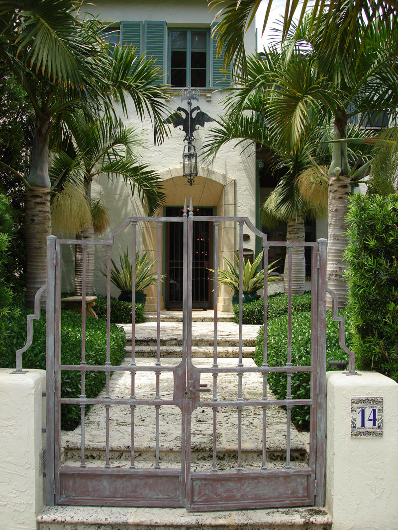 Photo 1 of 14 Golfview Road, Palm Beach, Florida, $7,500,000, Web #: 10039184