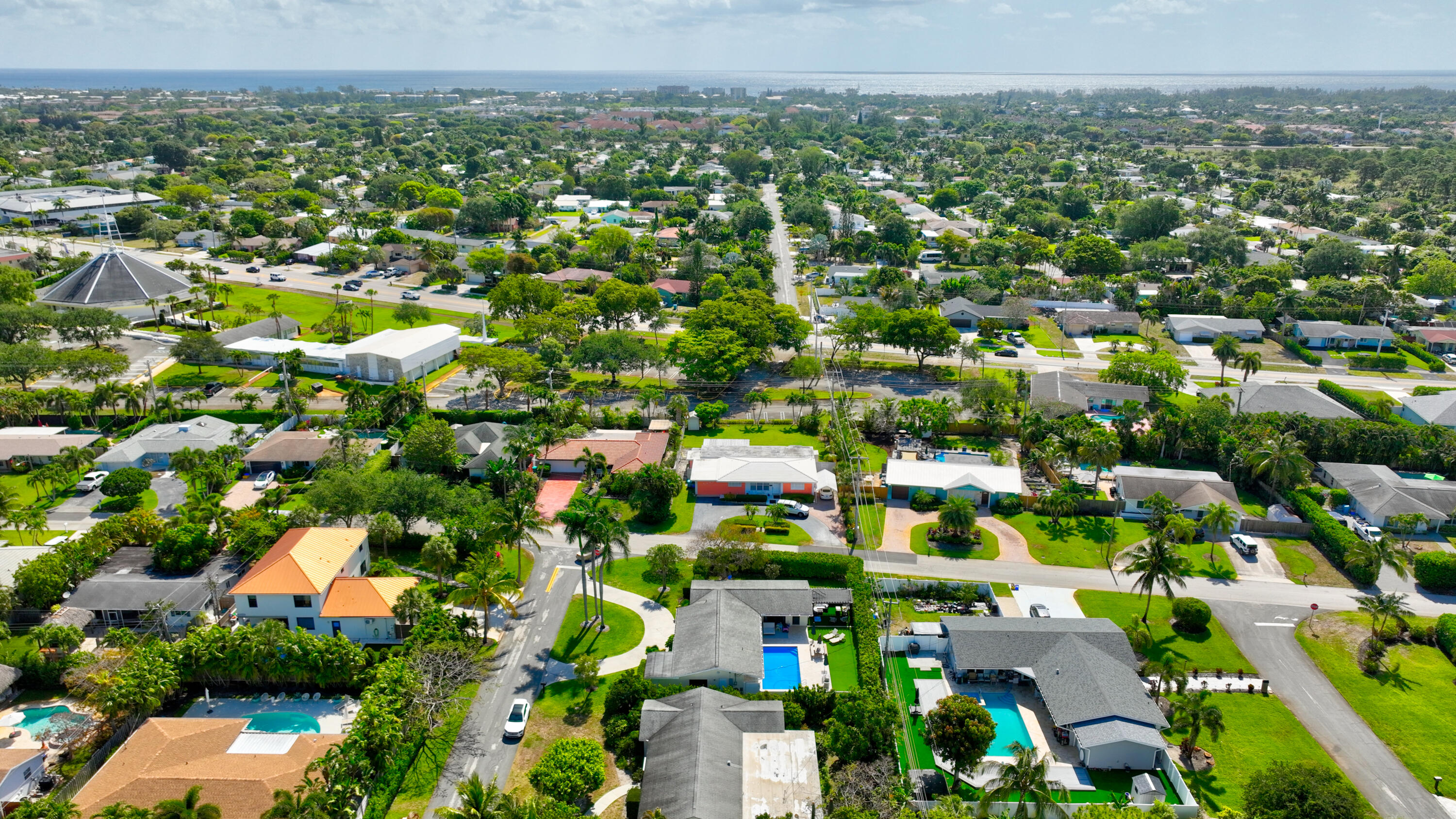 502 Sw 28th Avenue, Boynton Beach, Palm Beach County, Florida - 3 Bedrooms  
2 Bathrooms - 