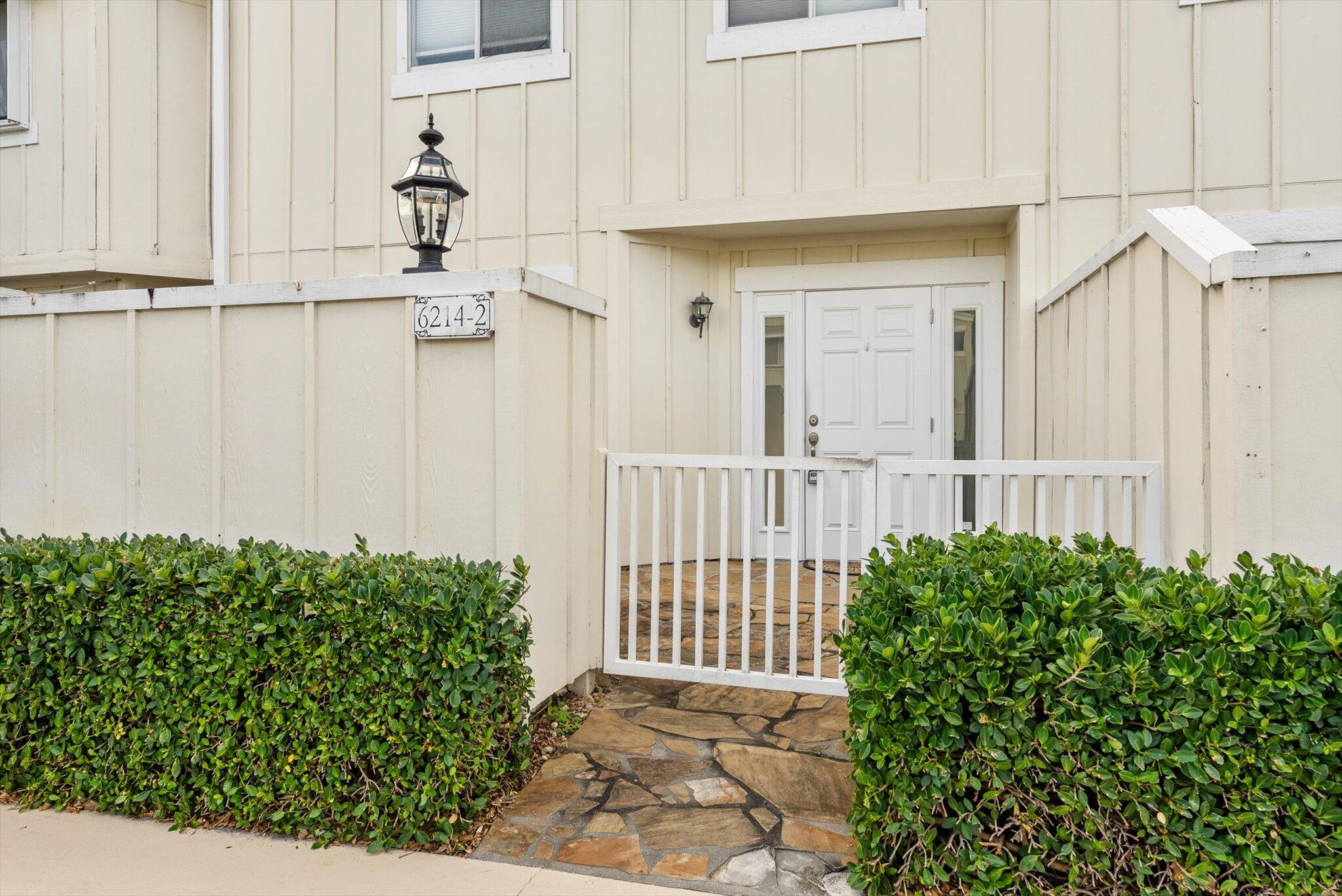 Property for Sale at 6214 Riverwalk Lane 2, Jupiter, Palm Beach County, Florida - Bedrooms: 3 
Bathrooms: 2.5  - $419,999