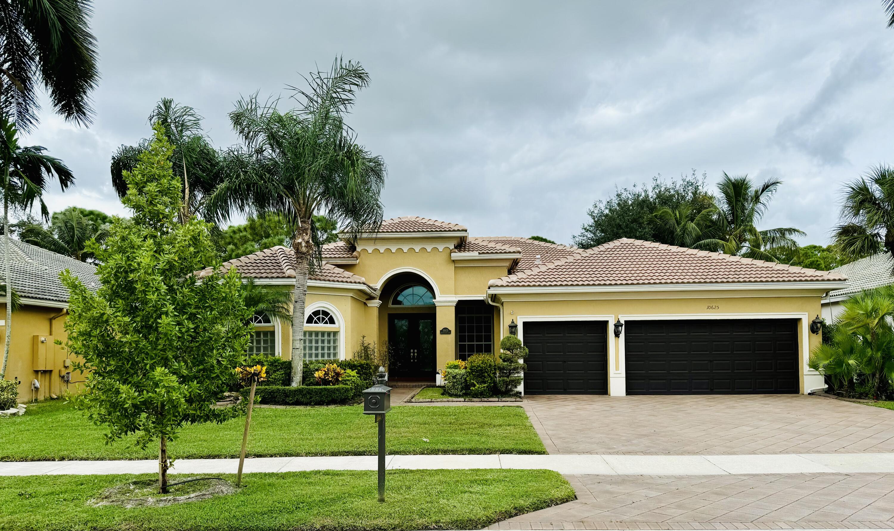 10625 Oak Meadow Lane, Lake Worth, Palm Beach County, Florida - 4 Bedrooms  
3 Bathrooms - 