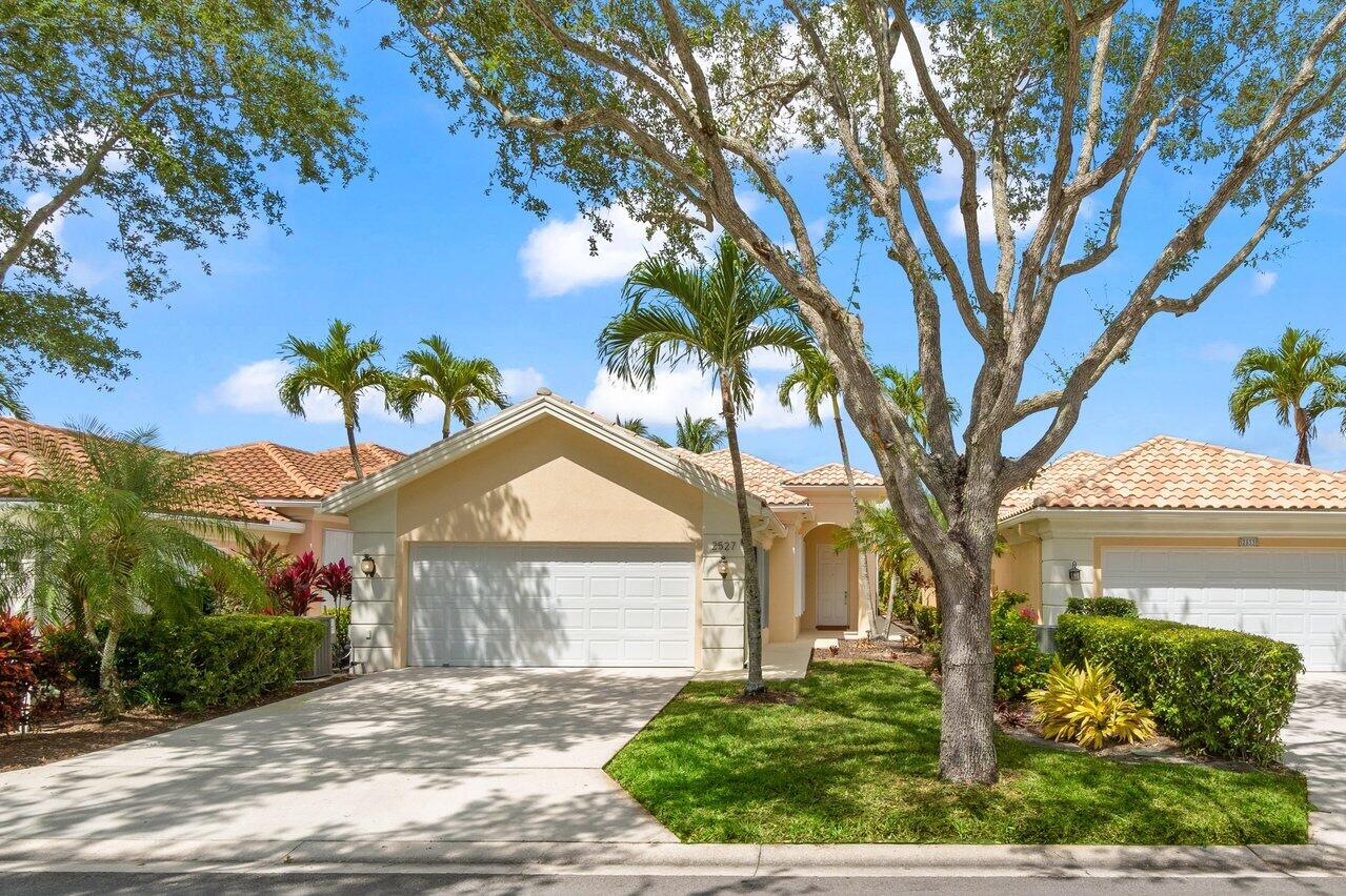 2527 James River Road, West Palm Beach, Palm Beach County, Florida - 3 Bedrooms  
2 Bathrooms - 