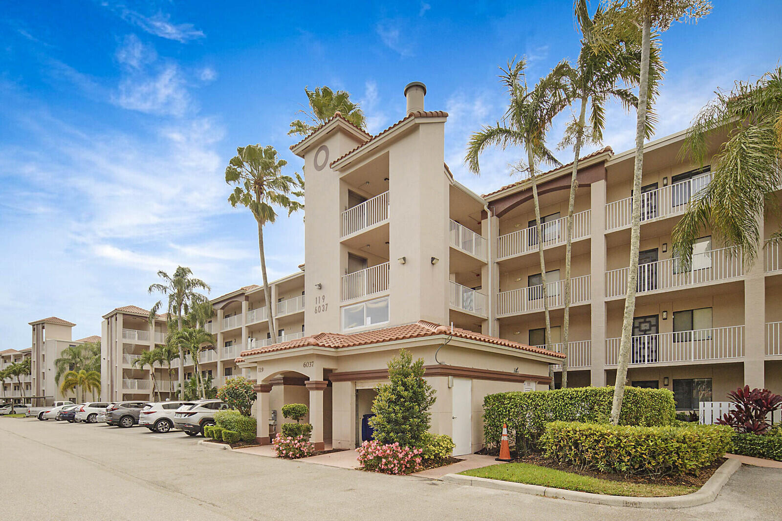 Property for Sale at 6037 Pointe Regal Circle 401, Delray Beach, Palm Beach County, Florida - Bedrooms: 2 
Bathrooms: 2  - $240,000