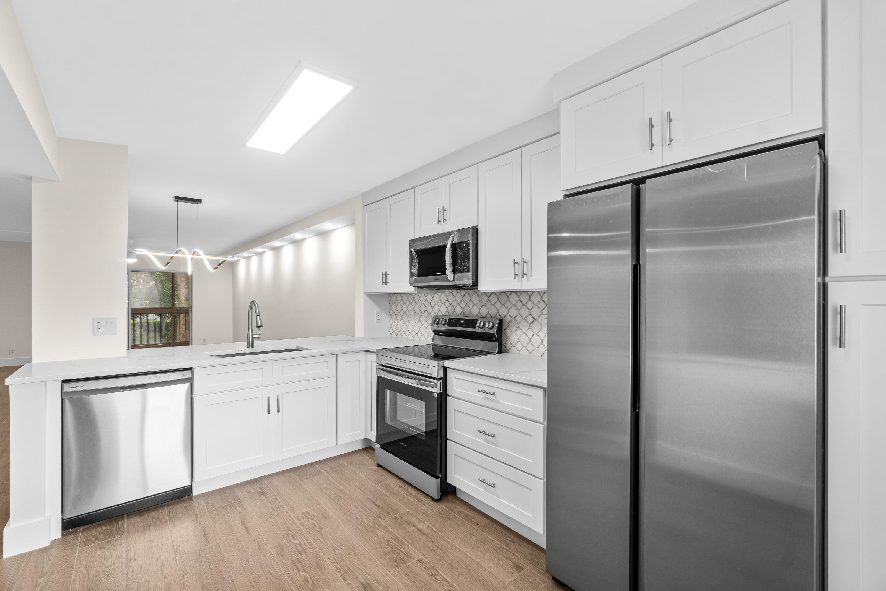 Property for Sale at 7350 Kinghurst Drive 305, Delray Beach, Palm Beach County, Florida - Bedrooms: 2 
Bathrooms: 2  - $249,000