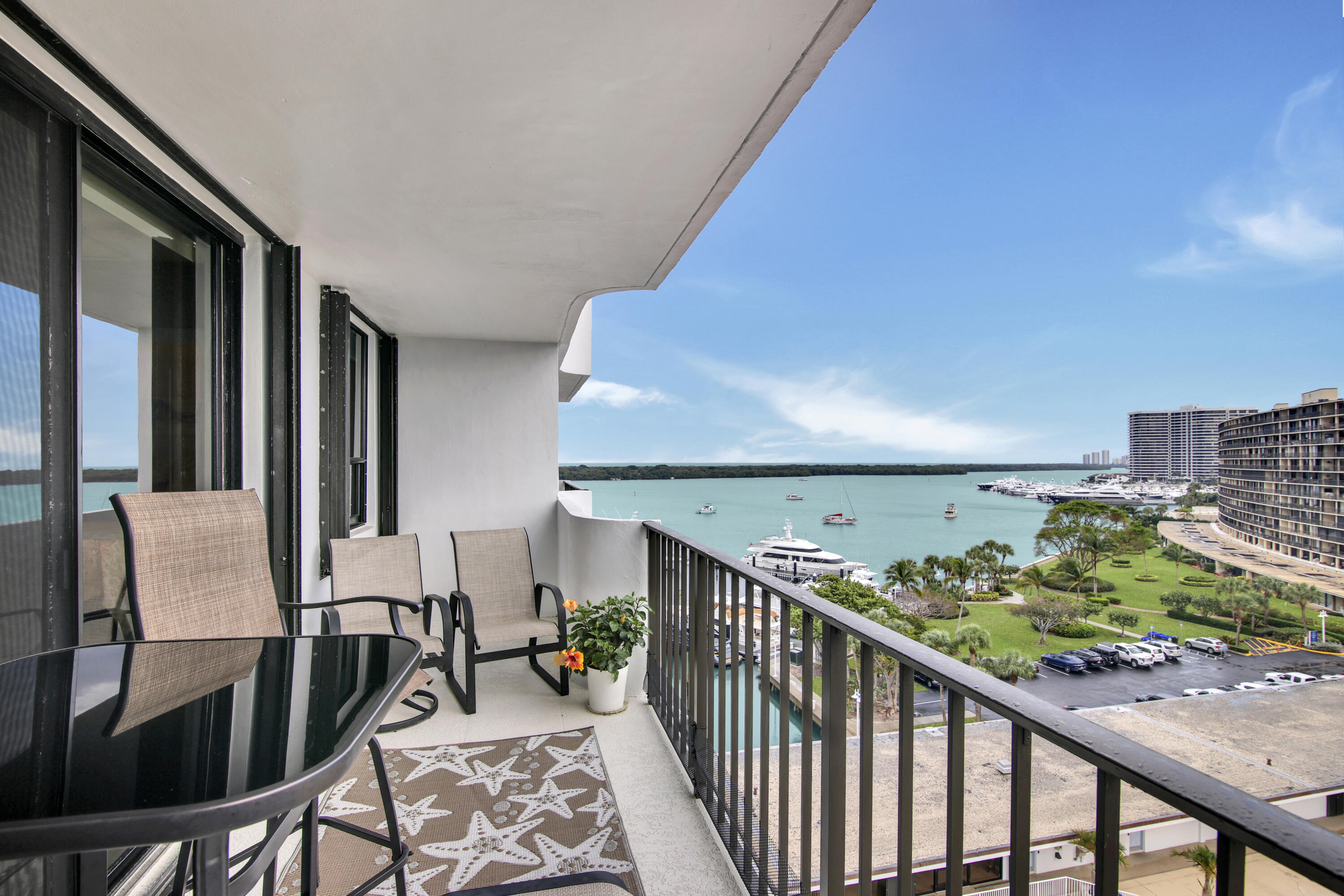 1208 Marine Way 705, North Palm Beach, Miami-Dade County, Florida - 2 Bedrooms  
2.5 Bathrooms - 