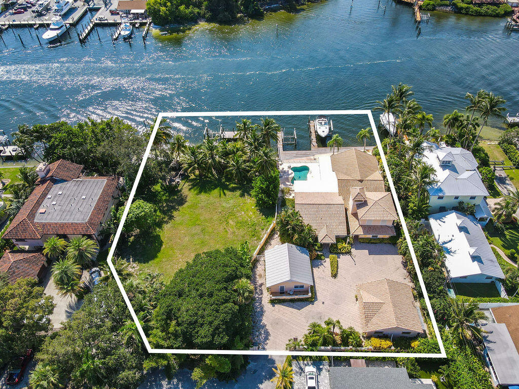 Property for Sale at 2103 Cove Lane, North Palm Beach, Miami-Dade County, Florida - Bedrooms: 6 
Bathrooms: 5  - $9,900,000