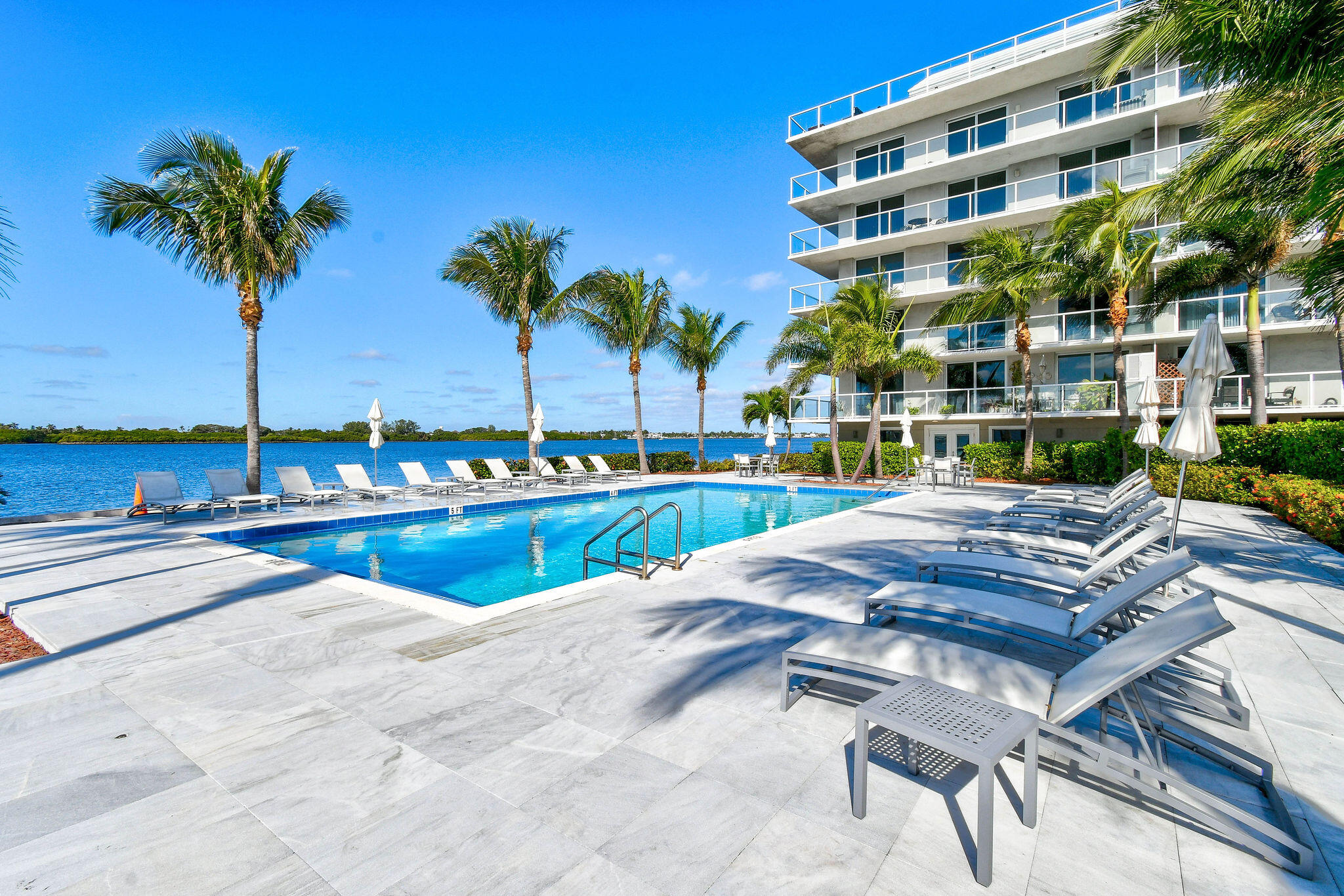 Property for Sale at 2560 S Ocean Boulevard 206, Palm Beach, Palm Beach County, Florida - Bedrooms: 2 
Bathrooms: 2  - $549,900