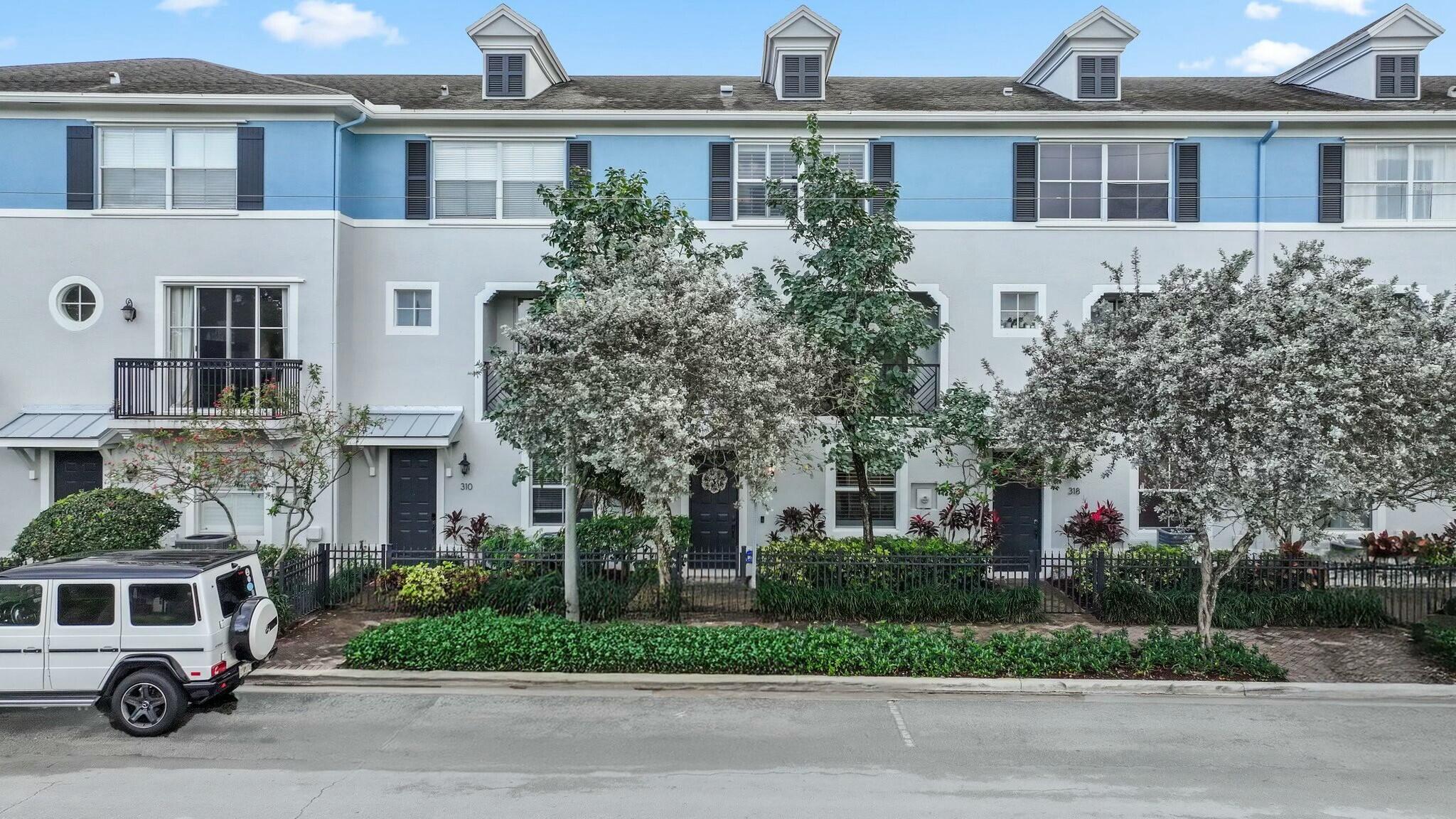 Property for Sale at 314 Nw 1st Street, Delray Beach, Palm Beach County, Florida - Bedrooms: 2 
Bathrooms: 2.5  - $799,000