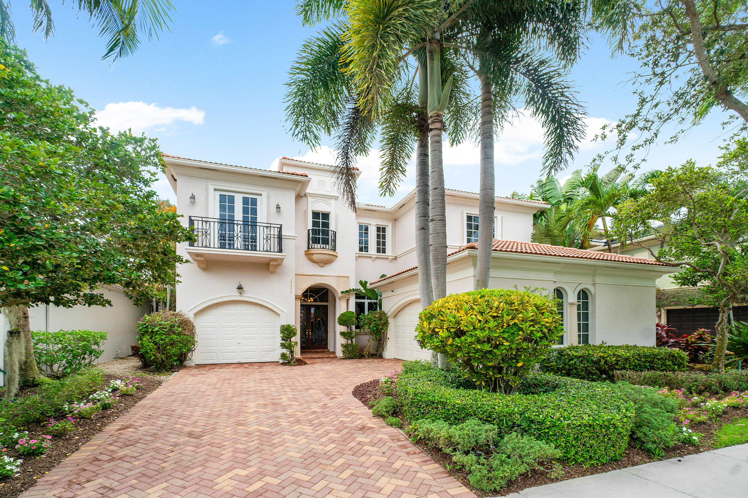 Photo 1 of 17952 Villa Club Way, Boca Raton, Florida, $1,725,000, Web #: 10998236