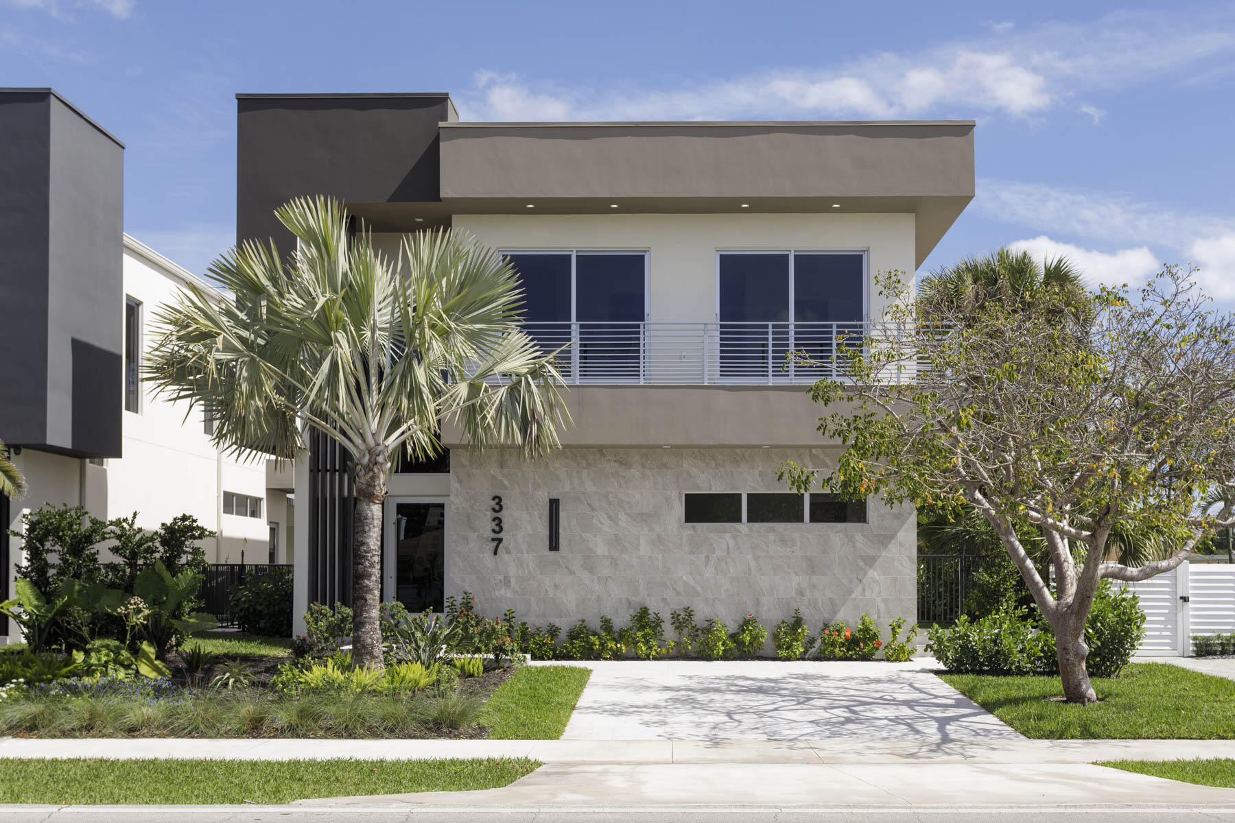 Property for Sale at 337 S Swinton Avenue, Delray Beach, Palm Beach County, Florida - Bedrooms: 5 
Bathrooms: 5.5  - $2,795,000