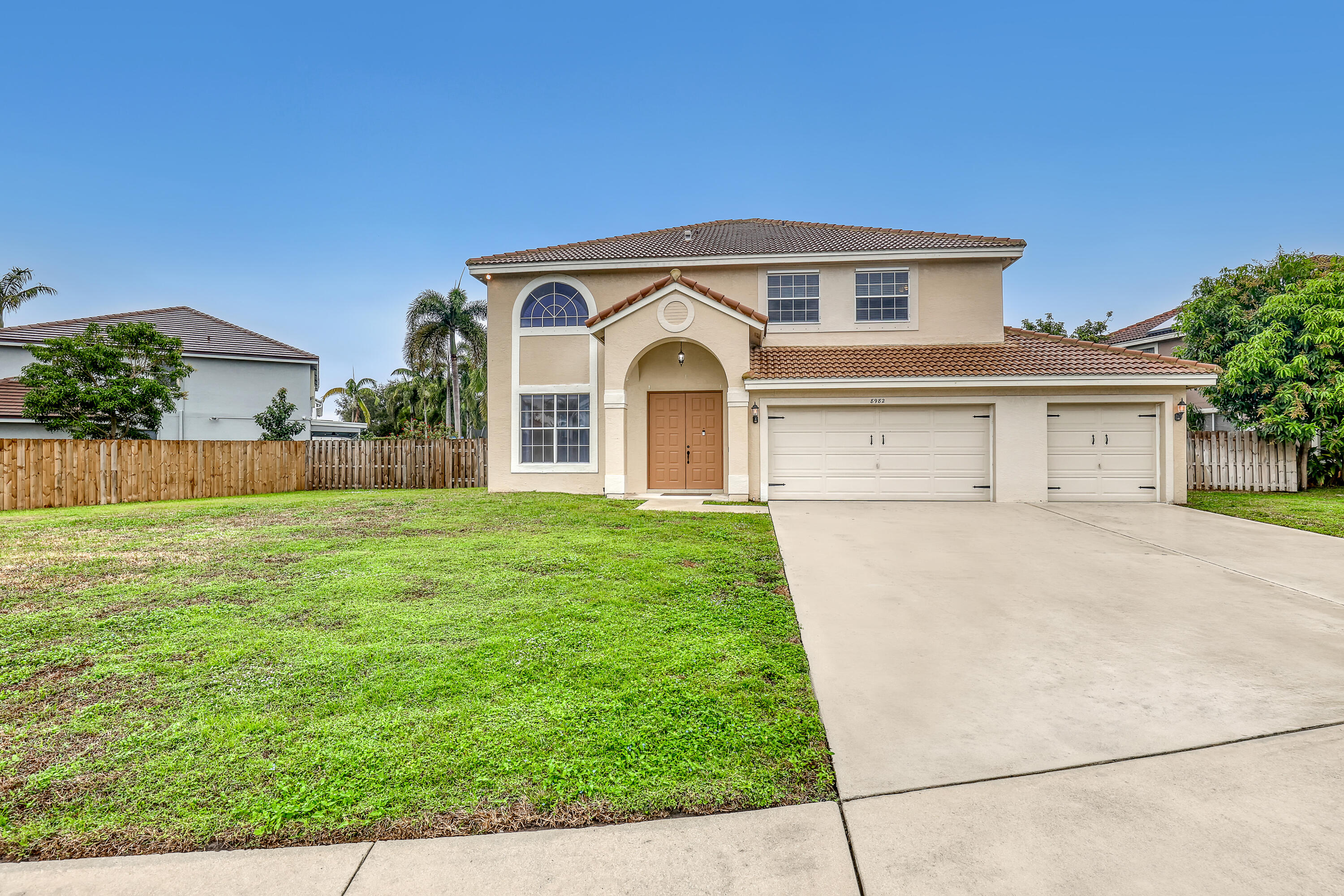 Property for Sale at 8982 Indian River Run, Boynton Beach, Palm Beach County, Florida - Bedrooms: 4 
Bathrooms: 2.5  - $849,000