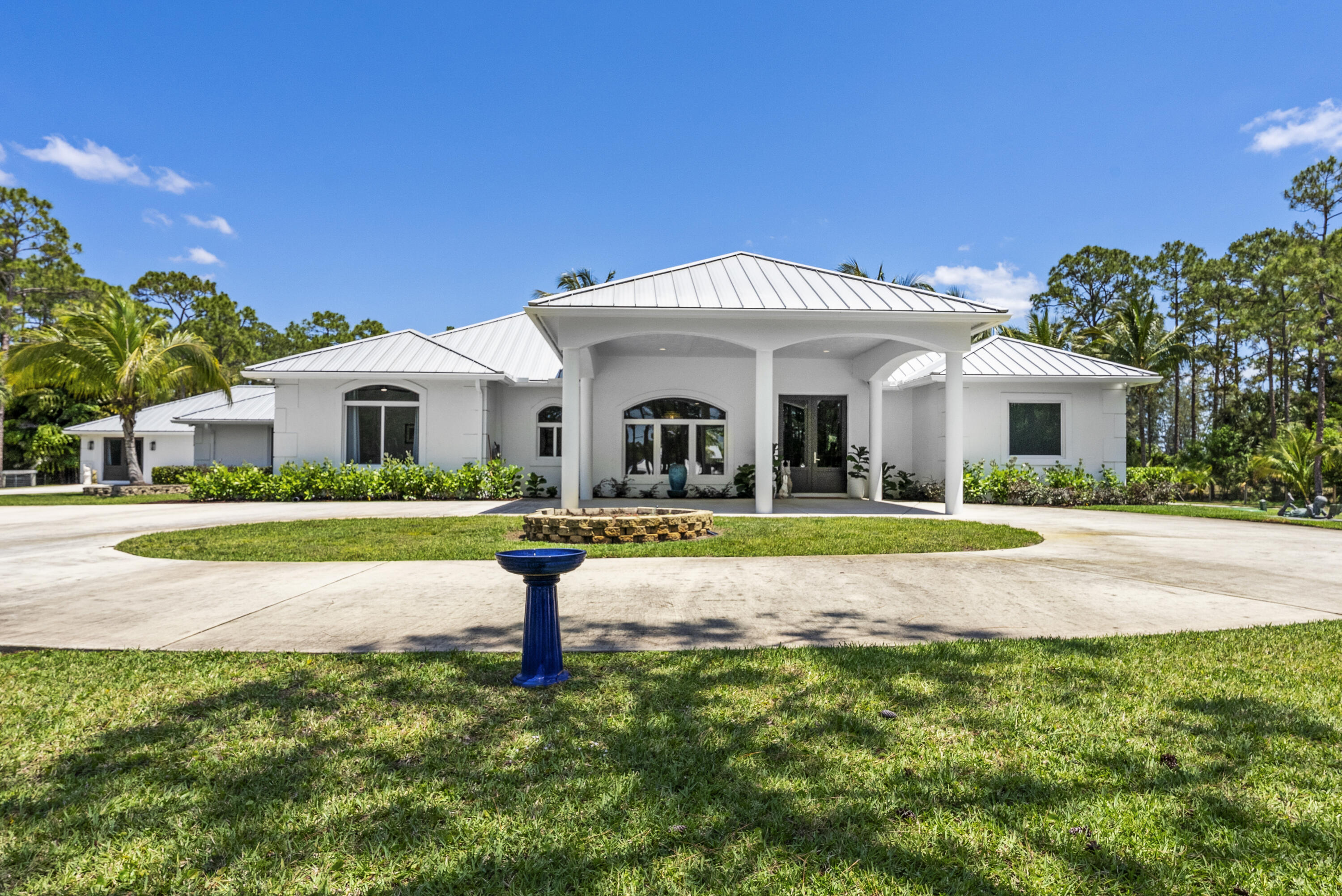 Property for Sale at 14819 Broken Arrow Place, Palm Beach Gardens, Palm Beach County, Florida - Bedrooms: 5 
Bathrooms: 5  - $3,800,000