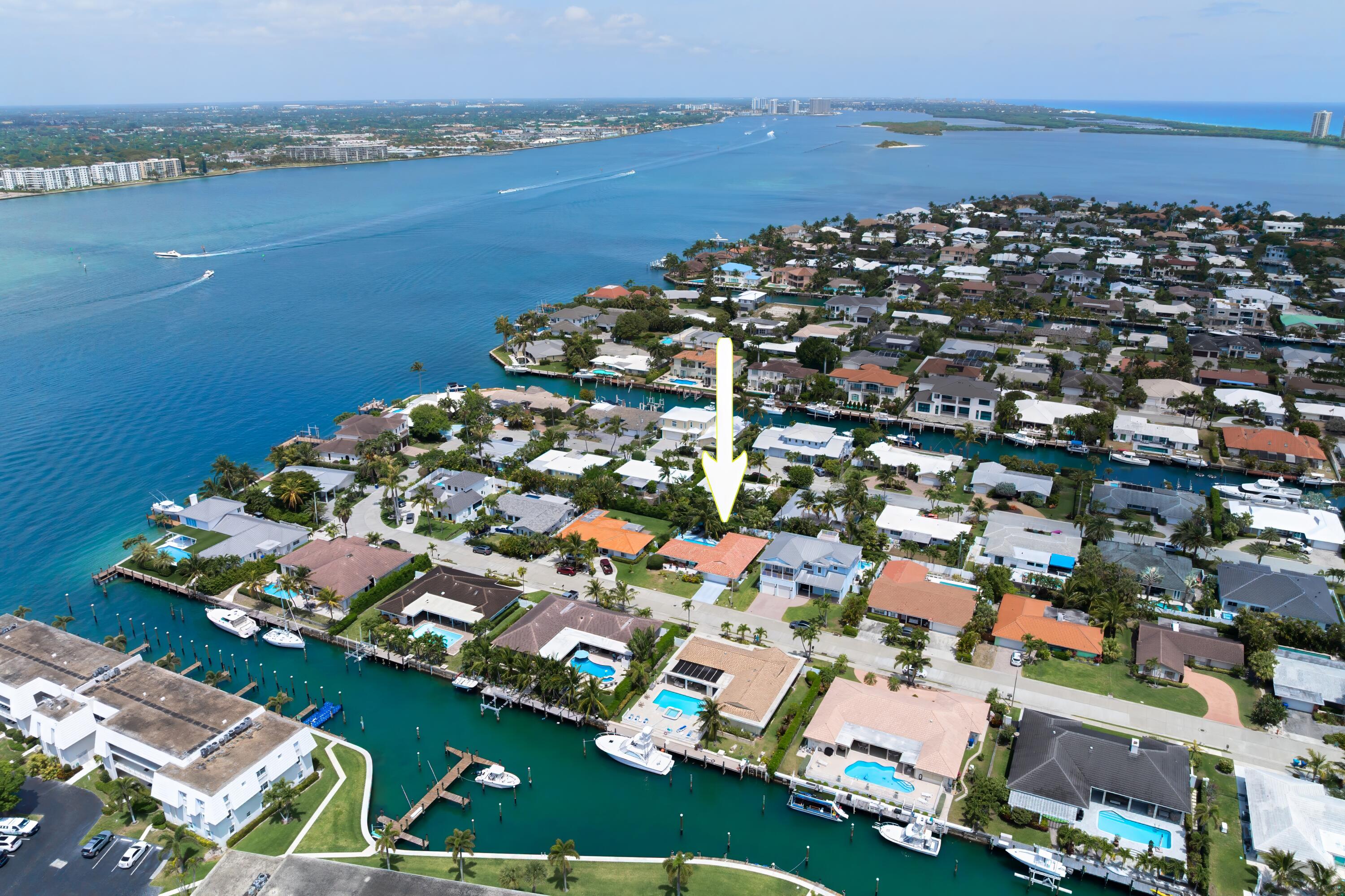 1050 Singer Drive, Singer Island, Palm Beach County, Florida - 3 Bedrooms  
2 Bathrooms - 