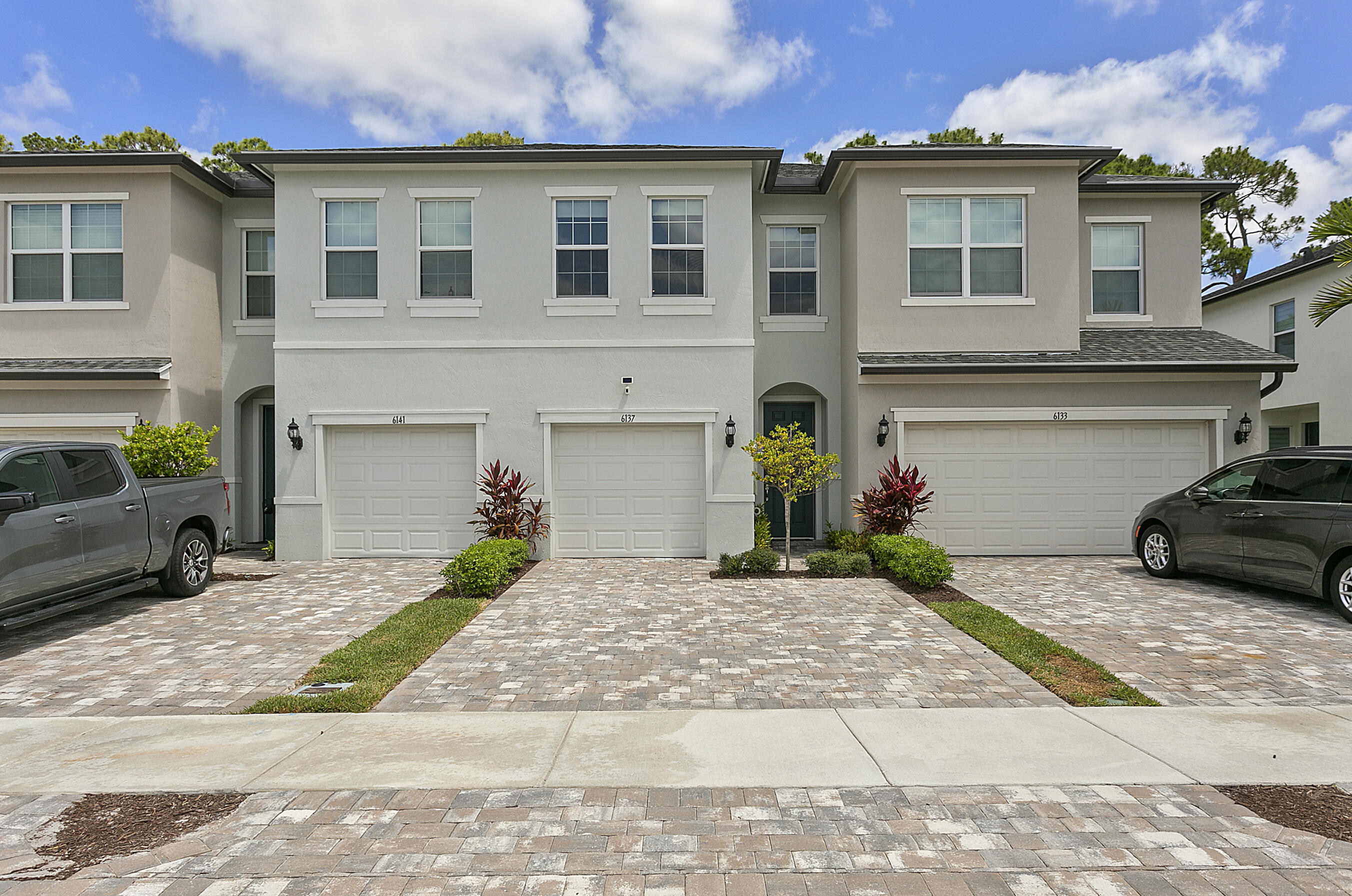 6137 Rancho Lane, Greenacres, Palm Beach County, Florida - 3 Bedrooms  
2.5 Bathrooms - 