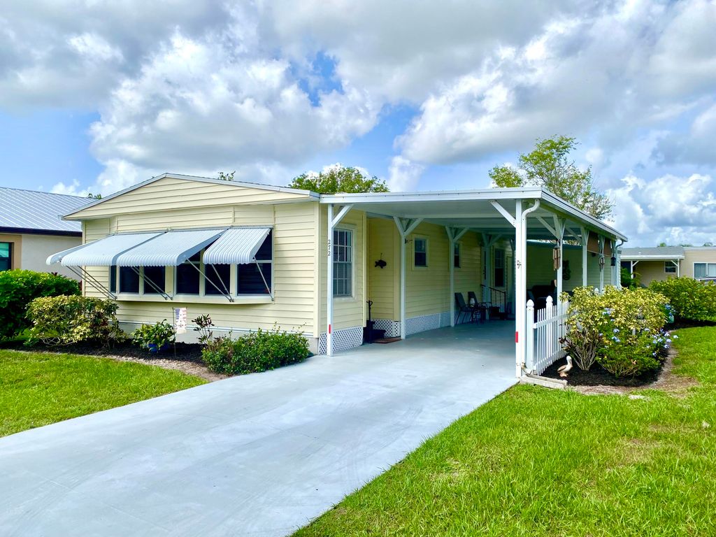 Photo of 272 Camino Del Rio, Port Saint Lucie, FL 34952 (MLS # RX-11097208)