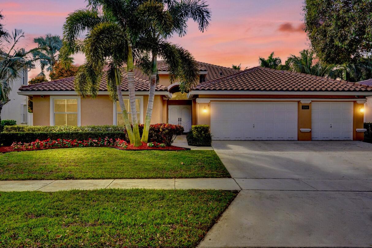Property for Sale at 5568 Lake Shore Village Circle, Lake Worth, Palm Beach County, Florida - Bedrooms: 4 
Bathrooms: 2.5  - $785,000