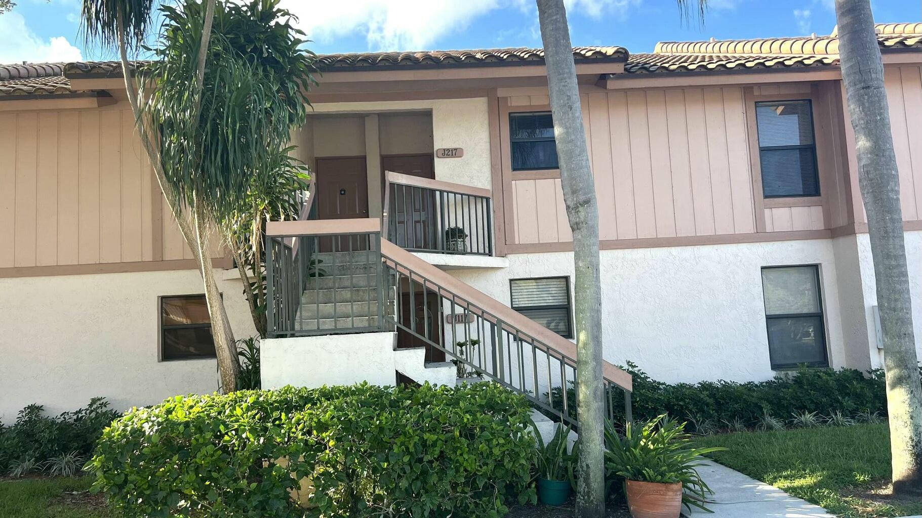 3300 Jaywood Terrace 2170, Boca Raton, Palm Beach County, Florida - 2 Bedrooms  
2 Bathrooms - 