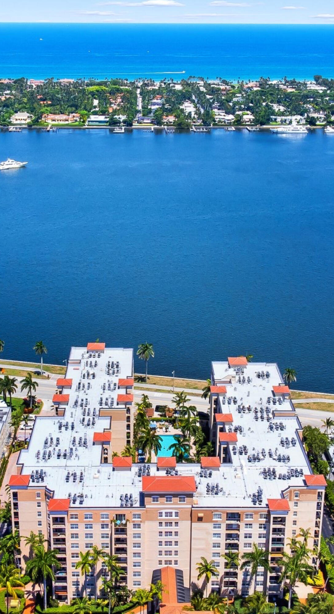 Property for Sale at 1801 N Flagler Drive 931, West Palm Beach, Palm Beach County, Florida - Bedrooms: 1 
Bathrooms: 1  - $315,000