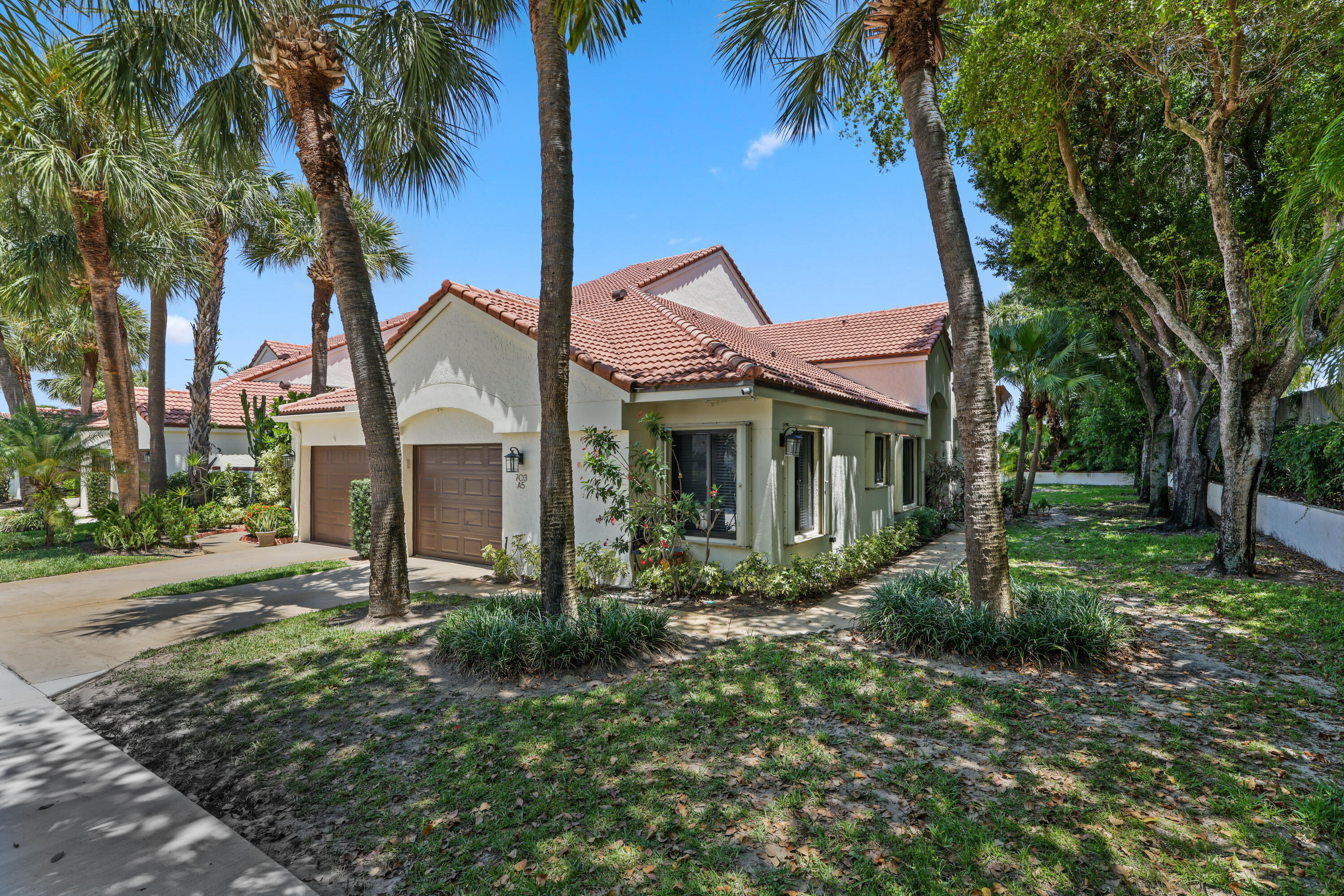 Property for Sale at 703 Sea Oats Drive A-5, Juno Beach, Palm Beach County, Florida - Bedrooms: 2 
Bathrooms: 2  - $515,000