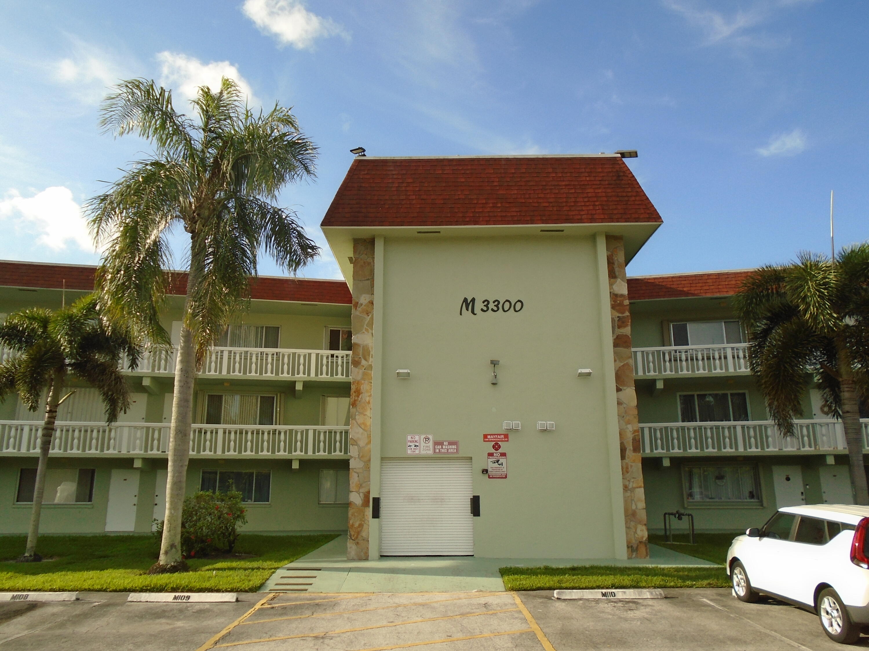 3300 Springdale Boulevard 202, Palm Springs, Miami-Dade County, Florida - 2 Bedrooms  
1.5 Bathrooms - 