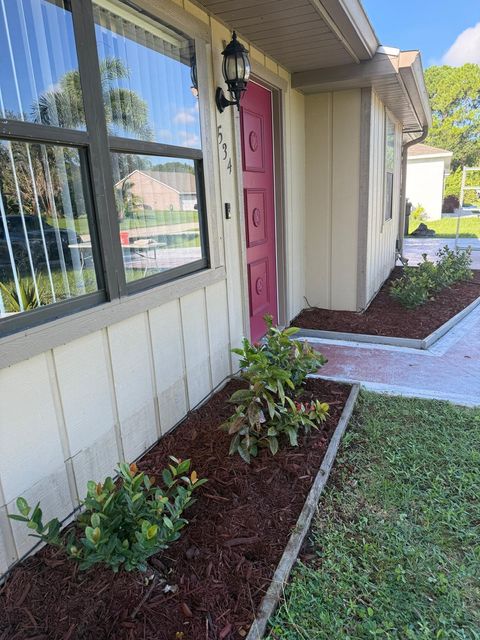 Photo of 534 NW Billiar Avenue, Port Saint Lucie, FL 34953 (MLS # RX-11129383)