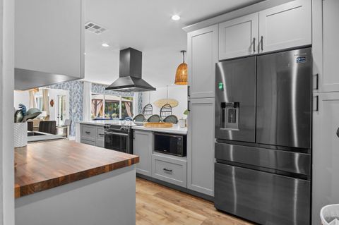 Tiny photo for 4010 NE 18th Avenue, Oakland Park, FL 33334 (MLS # RX-11126158)