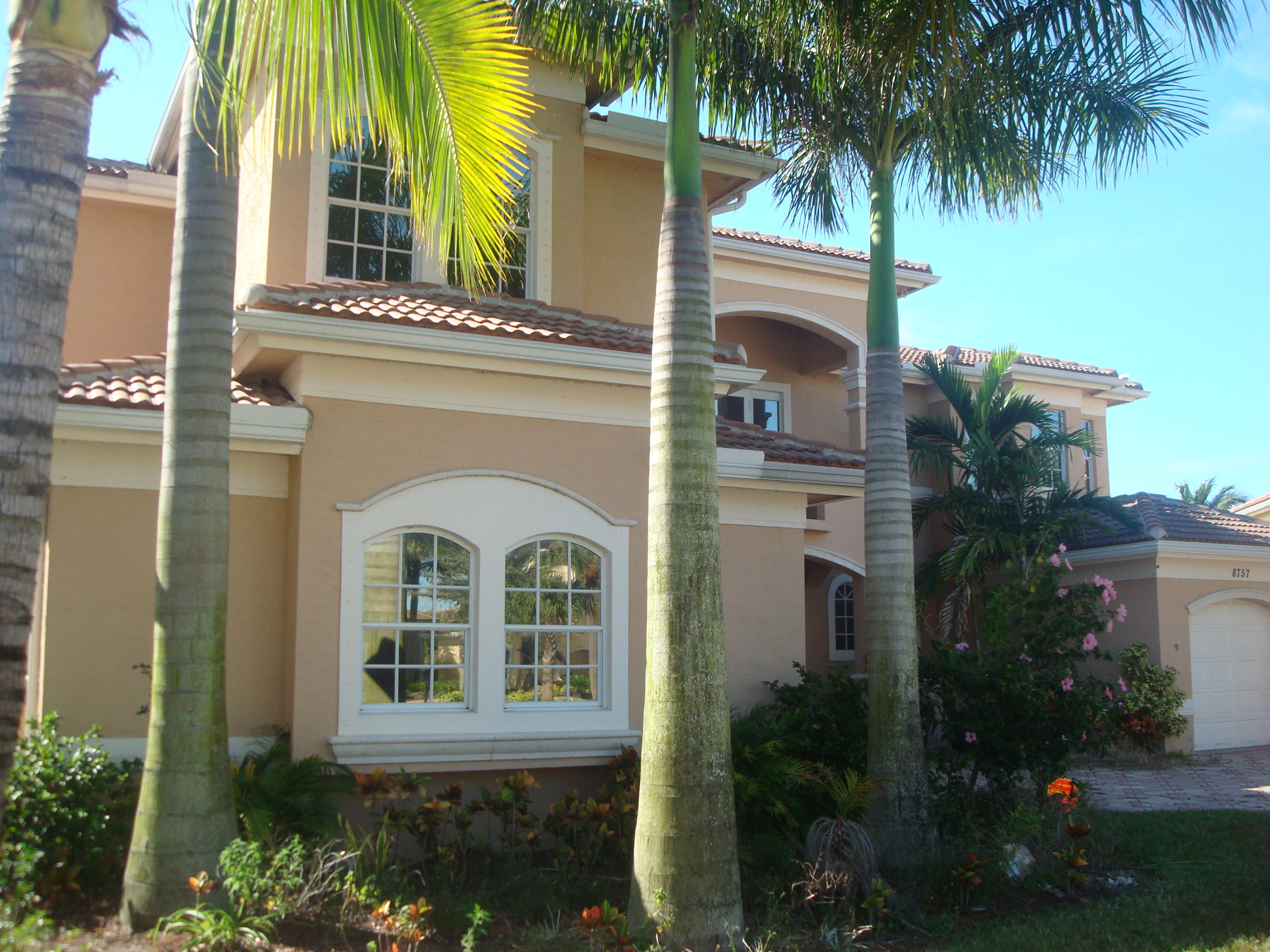Property for Sale at 8757 Baystone Cove Cv, Boynton Beach, Palm Beach County, Florida - Bedrooms: 6 
Bathrooms: 5.5  - $600,900