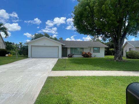Photo of 11737 Inverness Circle, Wellington, FL 33414 (MLS # RX-11129035)