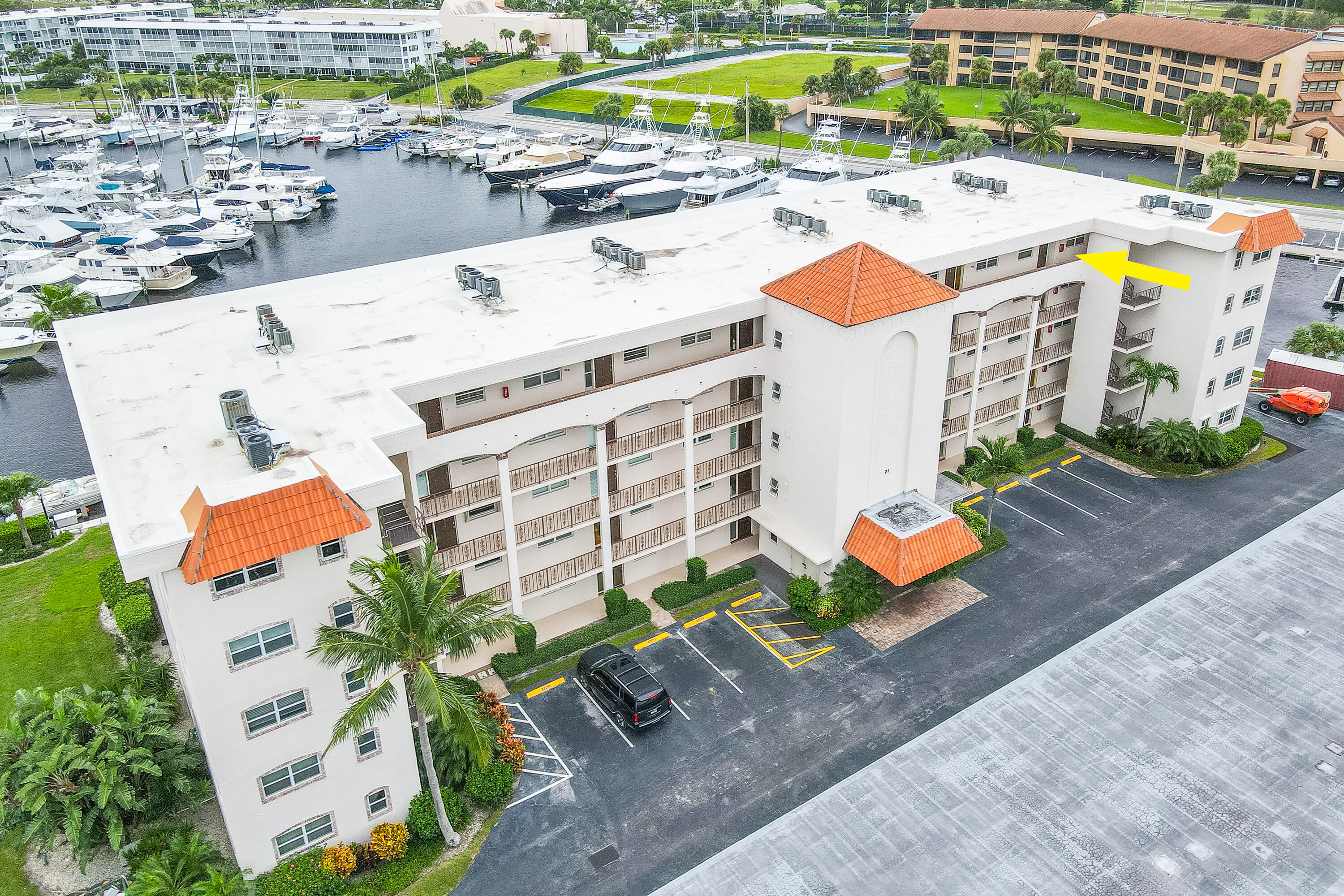 21 Yacht Club Drive 507, North Palm Beach, Miami-Dade County, Florida - 2 Bedrooms  
2 Bathrooms - 