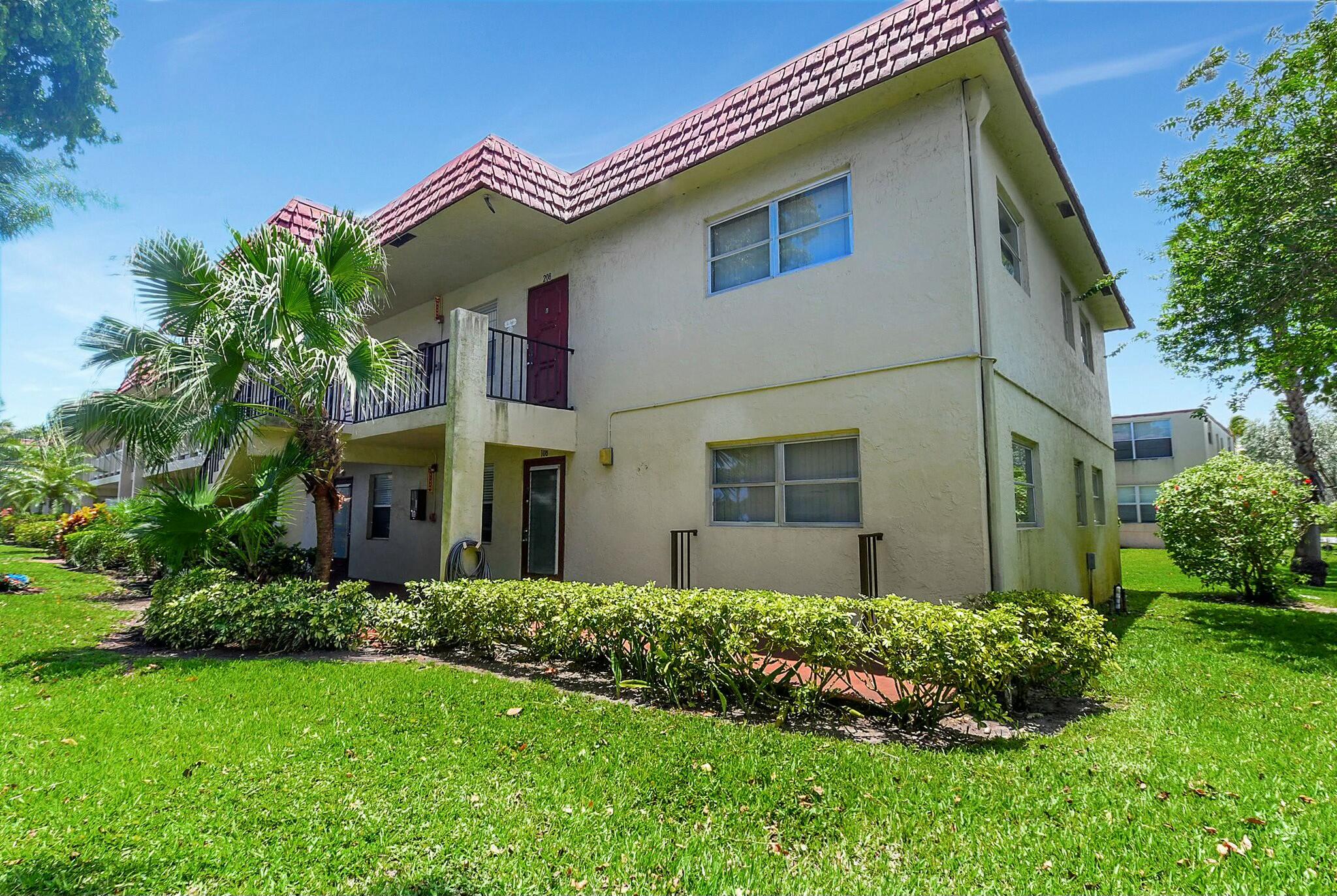 1 Abbey Lane 106, Delray Beach, Palm Beach County, Florida - 2 Bedrooms  
2 Bathrooms - 