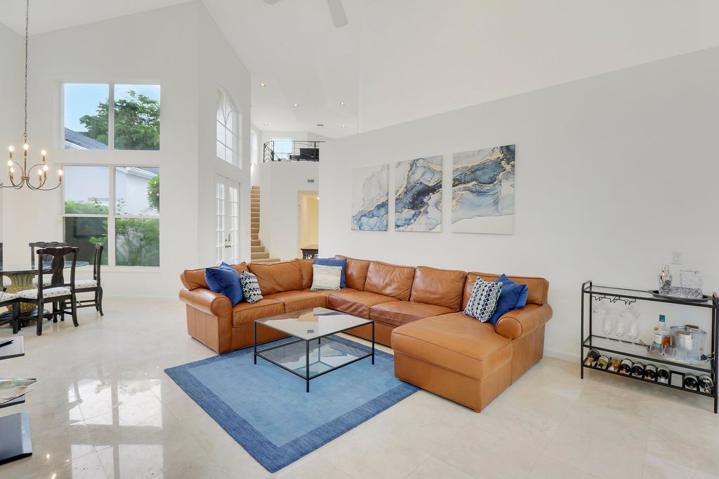 Photo of 128 Sunset Cove Lane, Palm Beach Gardens, FL 33418 (MLS # RX-10905108)
