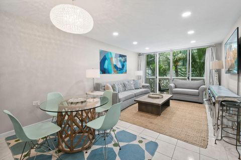 Photo of 227 Brazilian Avenue #2h, Palm Beach, FL 33480 (MLS # RX-11127342)