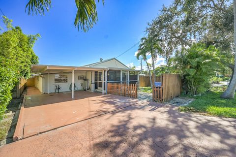 Photo of 110 E Lake Worth Avenue, Lantana, FL 33462 (MLS # RX-11115195)