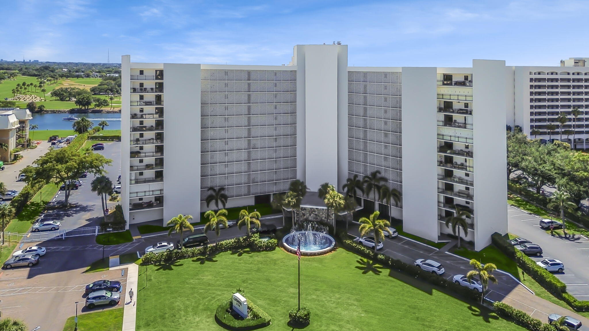 Property for Sale at 336 Golfview Road 406, North Palm Beach, Miami-Dade County, Florida - Bedrooms: 2 
Bathrooms: 2  - $389,900