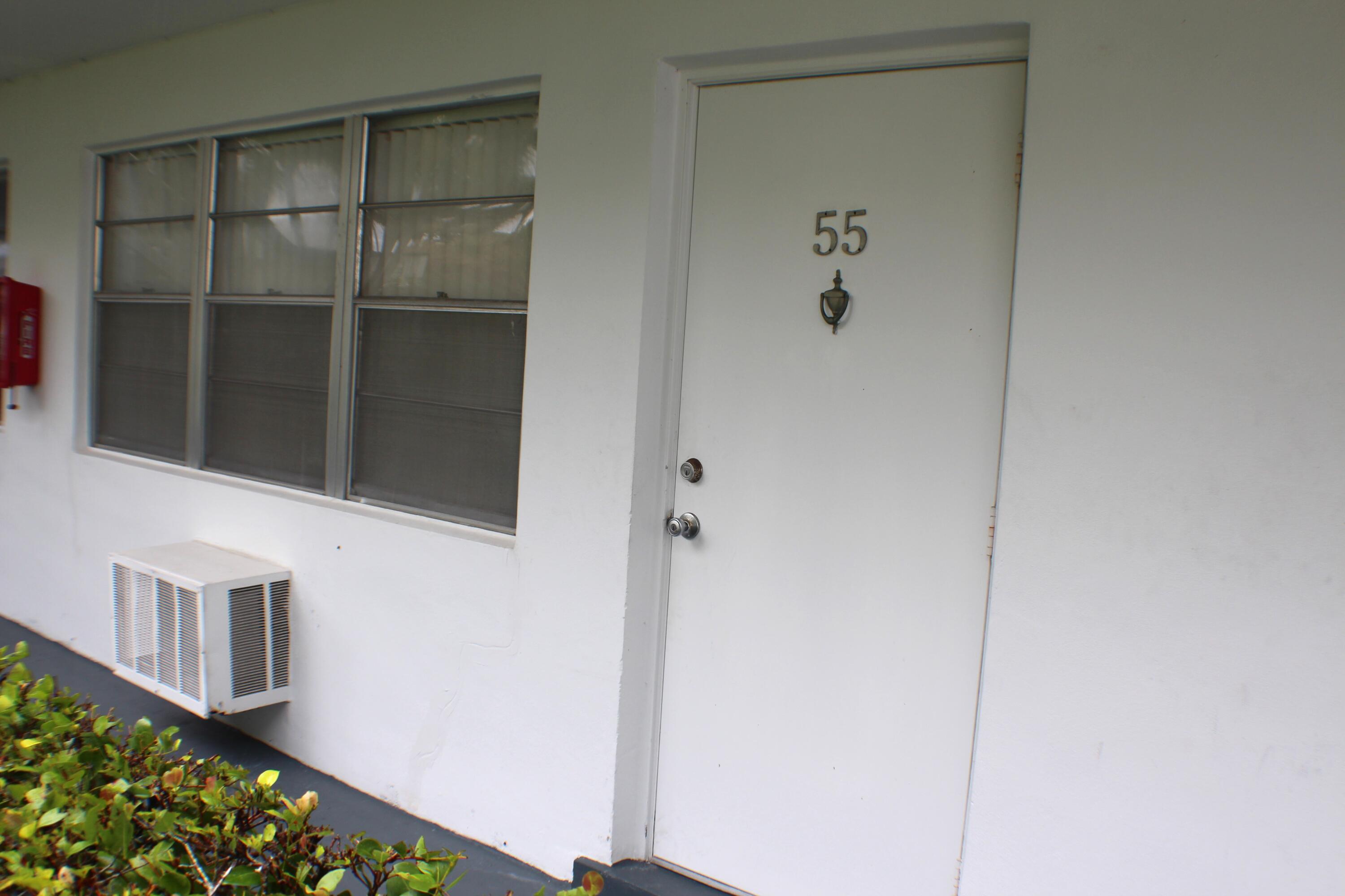 55 Canterbury C, West Palm Beach, Palm Beach County, Florida - 1 Bedrooms  
1 Bathrooms - 