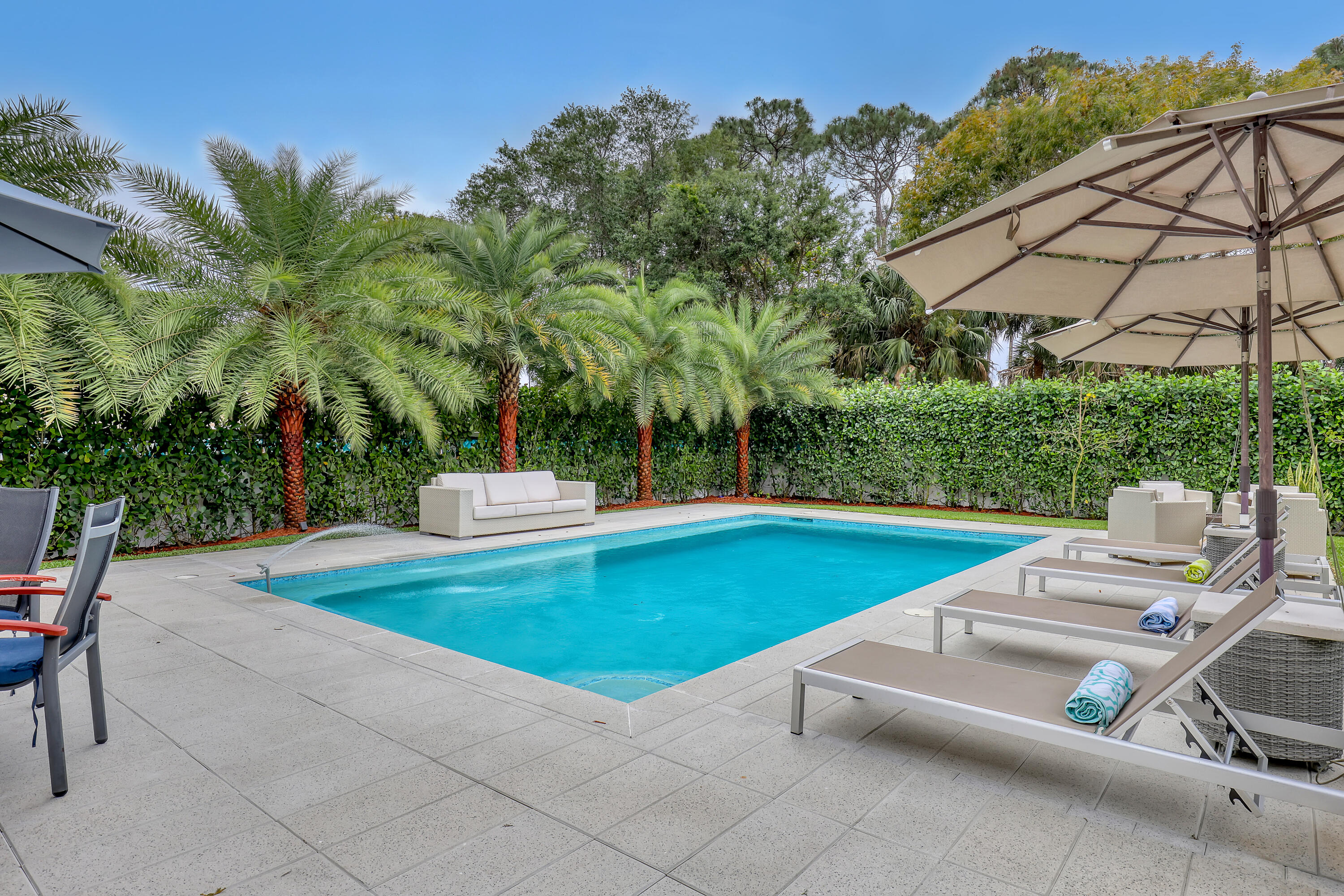 Property for Sale at 8086 Bautista Way, Palm Beach Gardens, Palm Beach County, Florida - Bedrooms: 5 
Bathrooms: 4  - $1,275,000