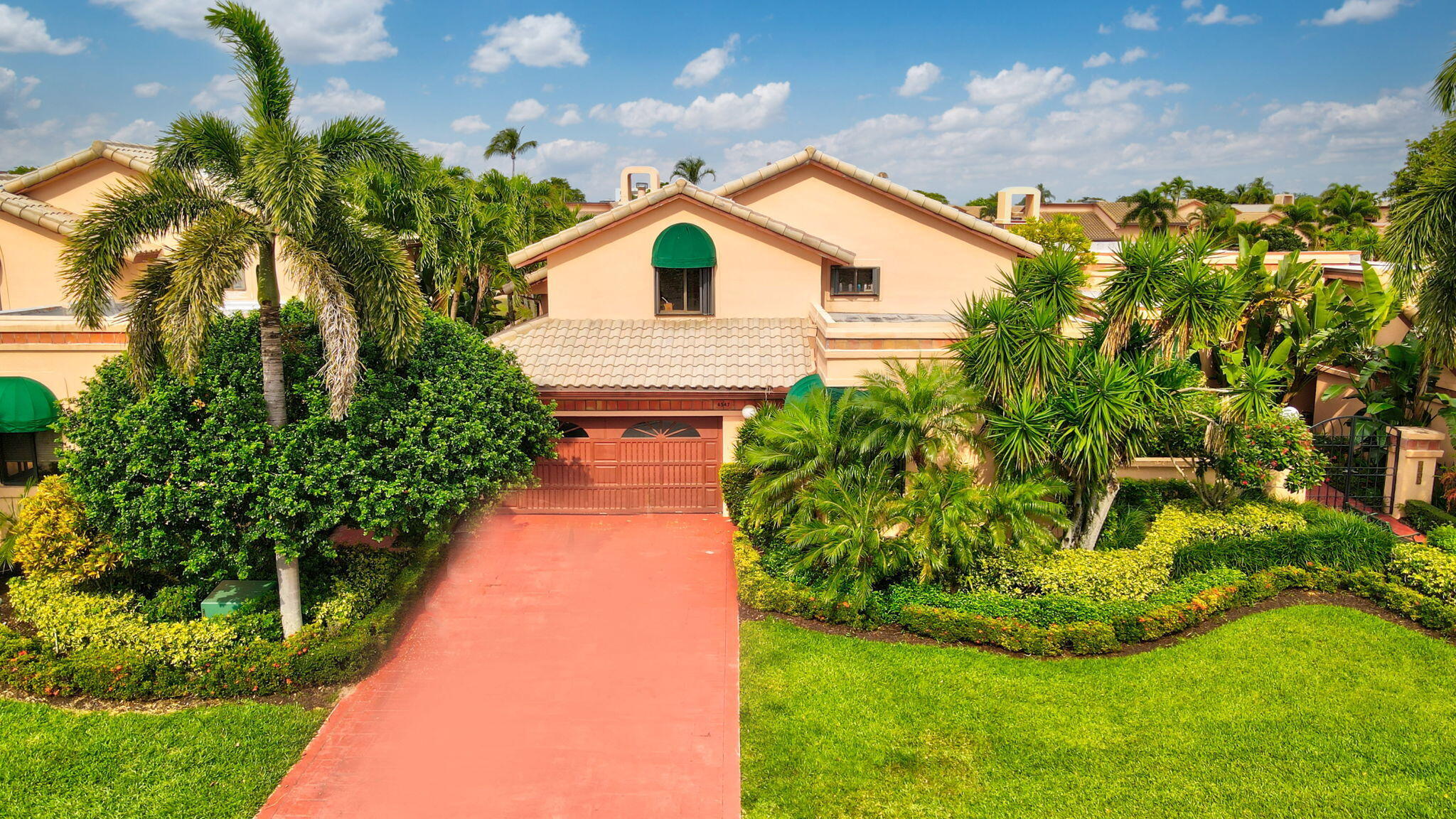 Property for Sale at 6547 Via Rosa, Boca Raton, Palm Beach County, Florida - Bedrooms: 3 
Bathrooms: 2.5  - $695,000