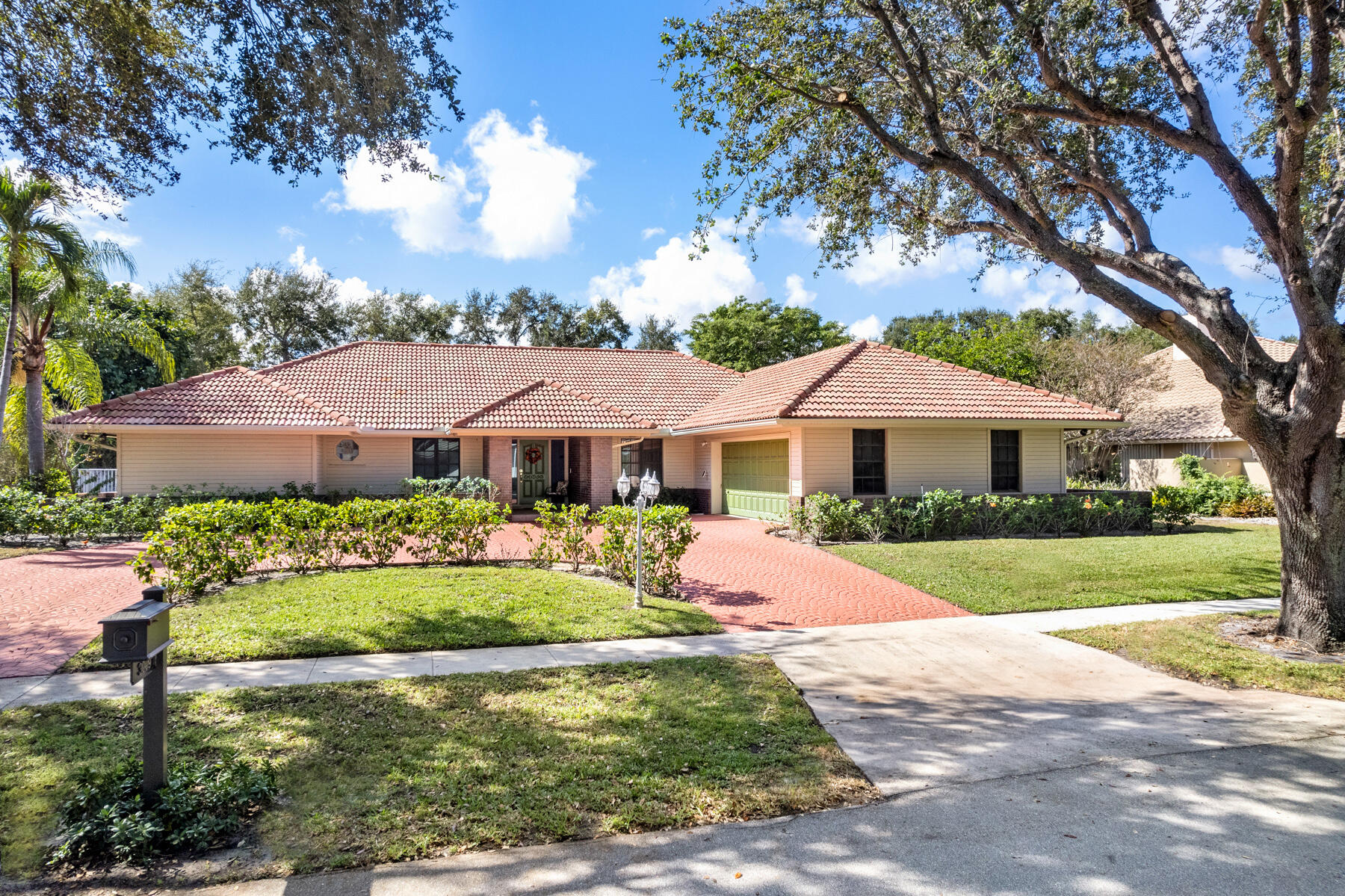 3009 Embassy Drive, West Palm Beach, Palm Beach County, Florida - 4 Bedrooms  
3 Bathrooms - 