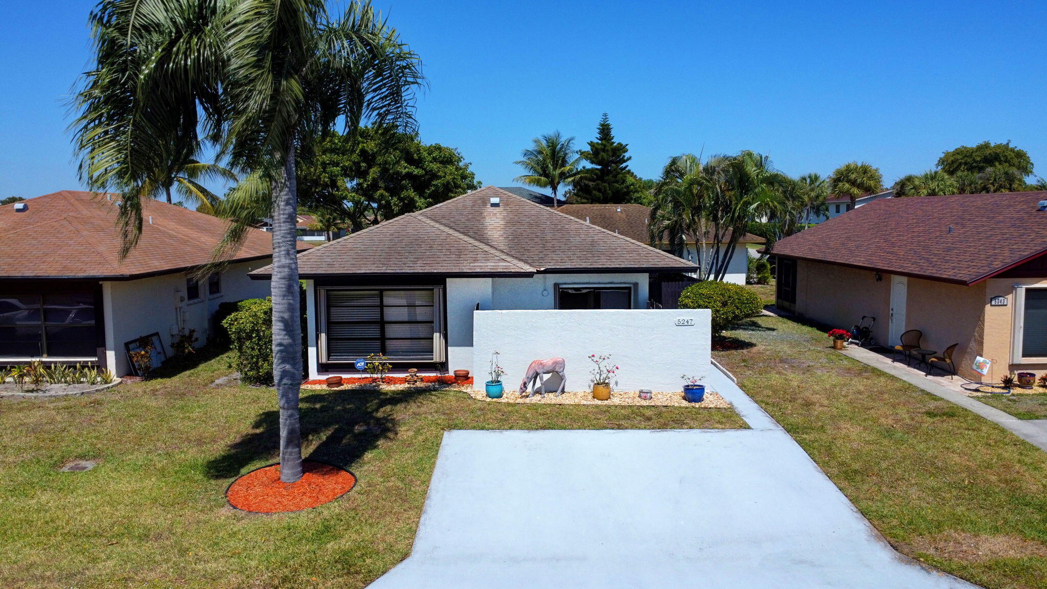 5247 Mendoza Street, West Palm Beach, Palm Beach County, Florida - 2 Bedrooms  
2 Bathrooms - 