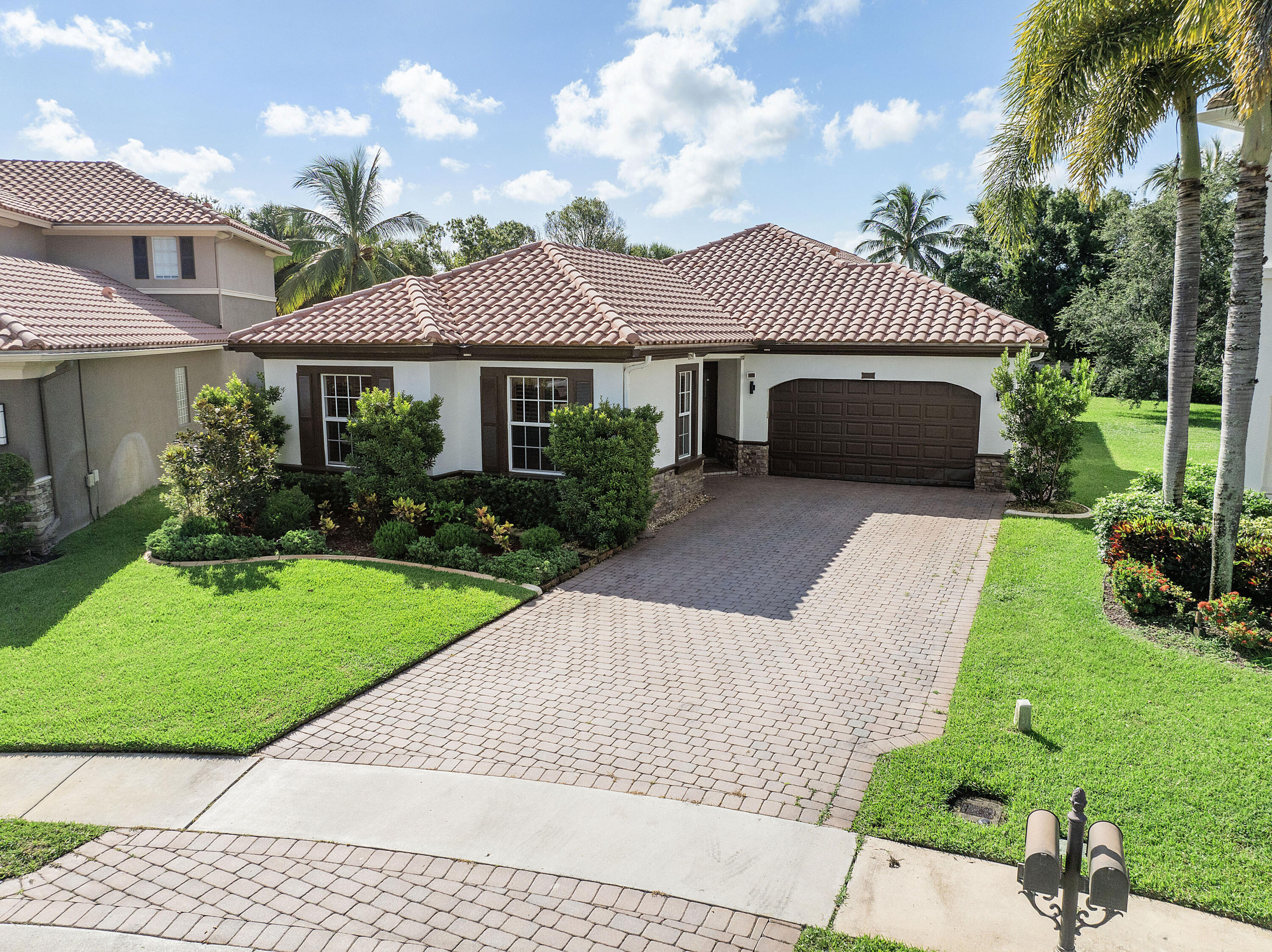 9869 Cobblestone Creek Drive, Boynton Beach, Palm Beach County, Florida - 4 Bedrooms  
2.5 Bathrooms - 