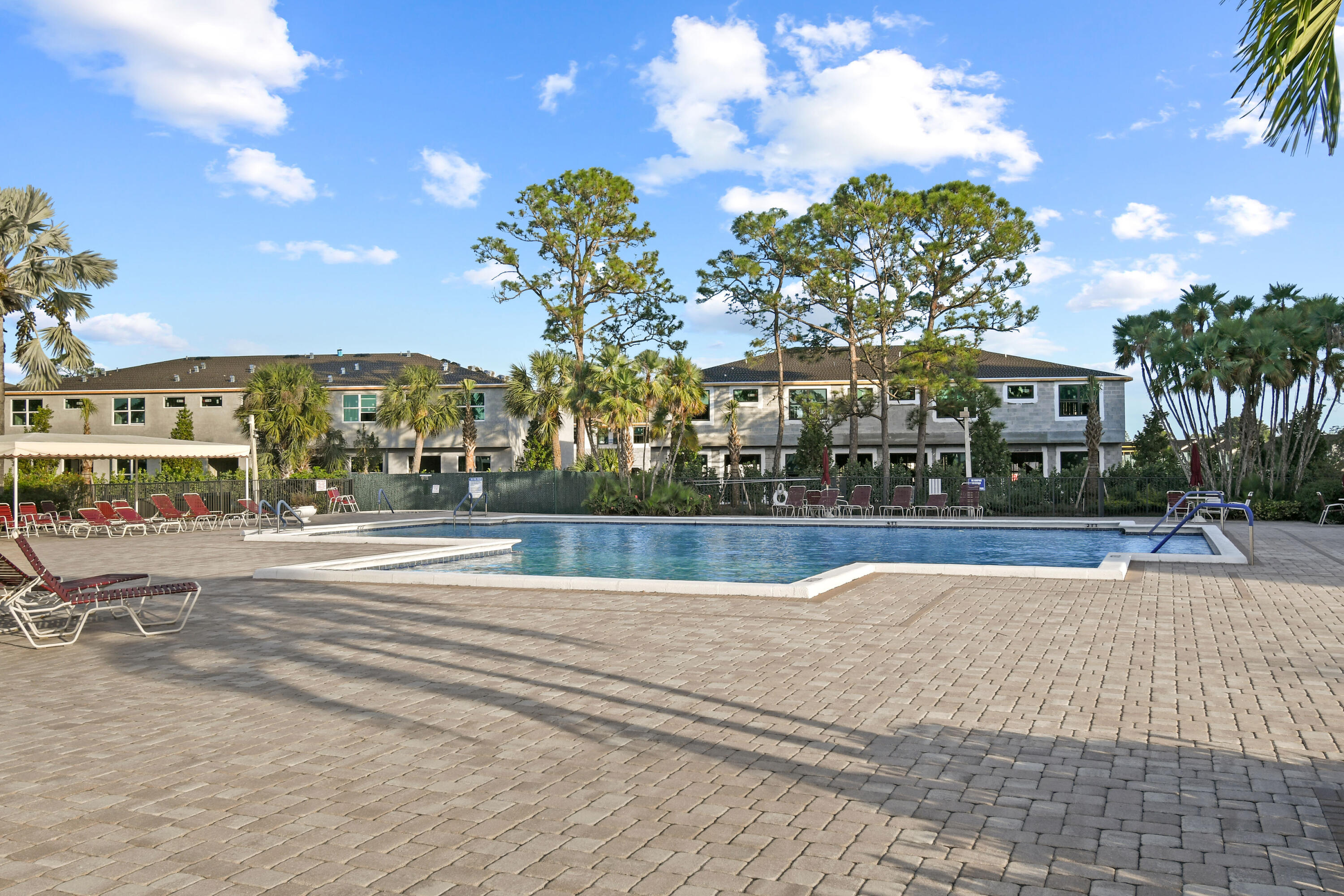 4640 Lucerne Lakes Boulevard 306, Lake Worth, Palm Beach County, Florida - 2 Bedrooms  
2 Bathrooms - 