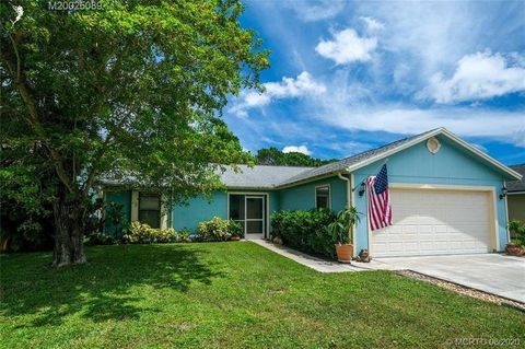 Photo of 4063 SE Jacaranda Street, Stuart, FL 34997 (MLS # RX-11122612)