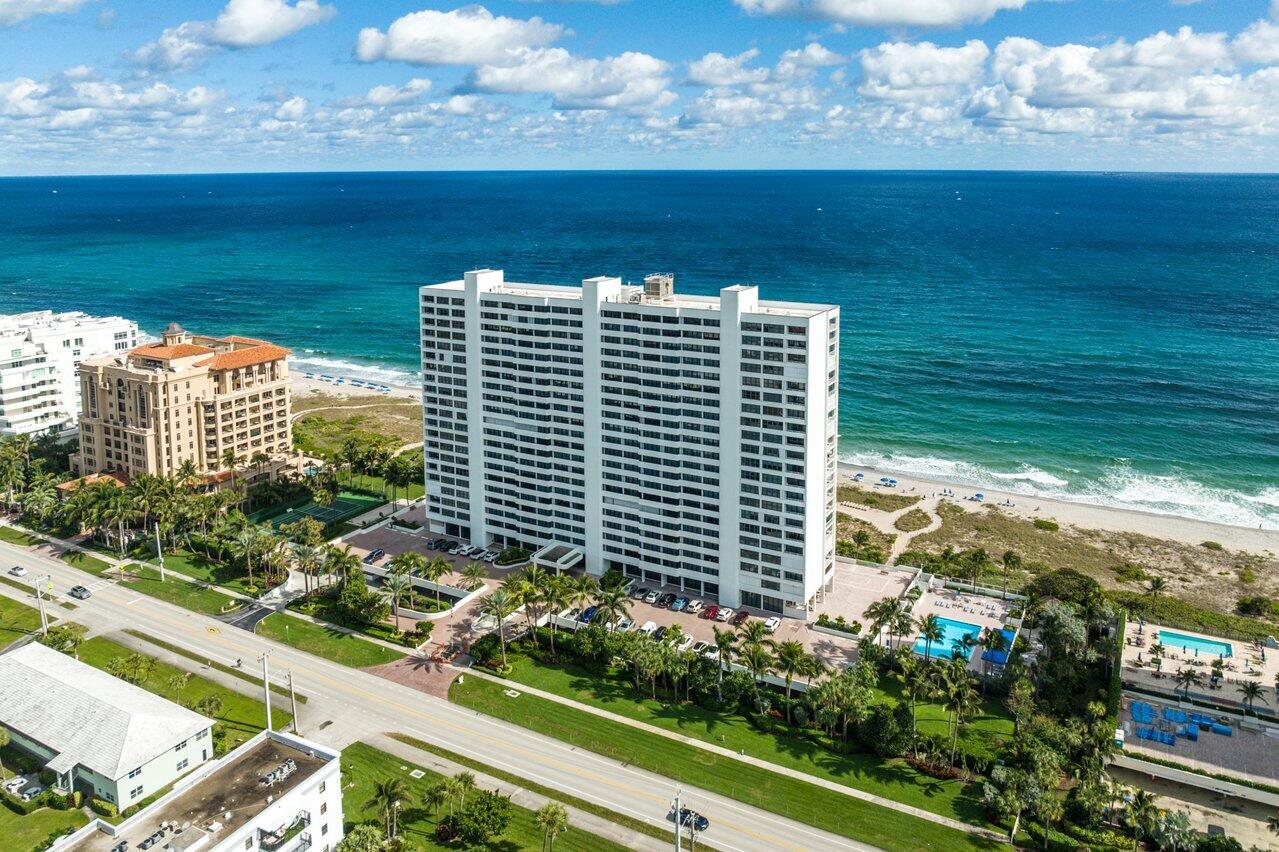 2600 S Ocean Boulevard 4-C, Boca Raton, Palm Beach County, Florida - 3 Bedrooms  
2.5 Bathrooms - 