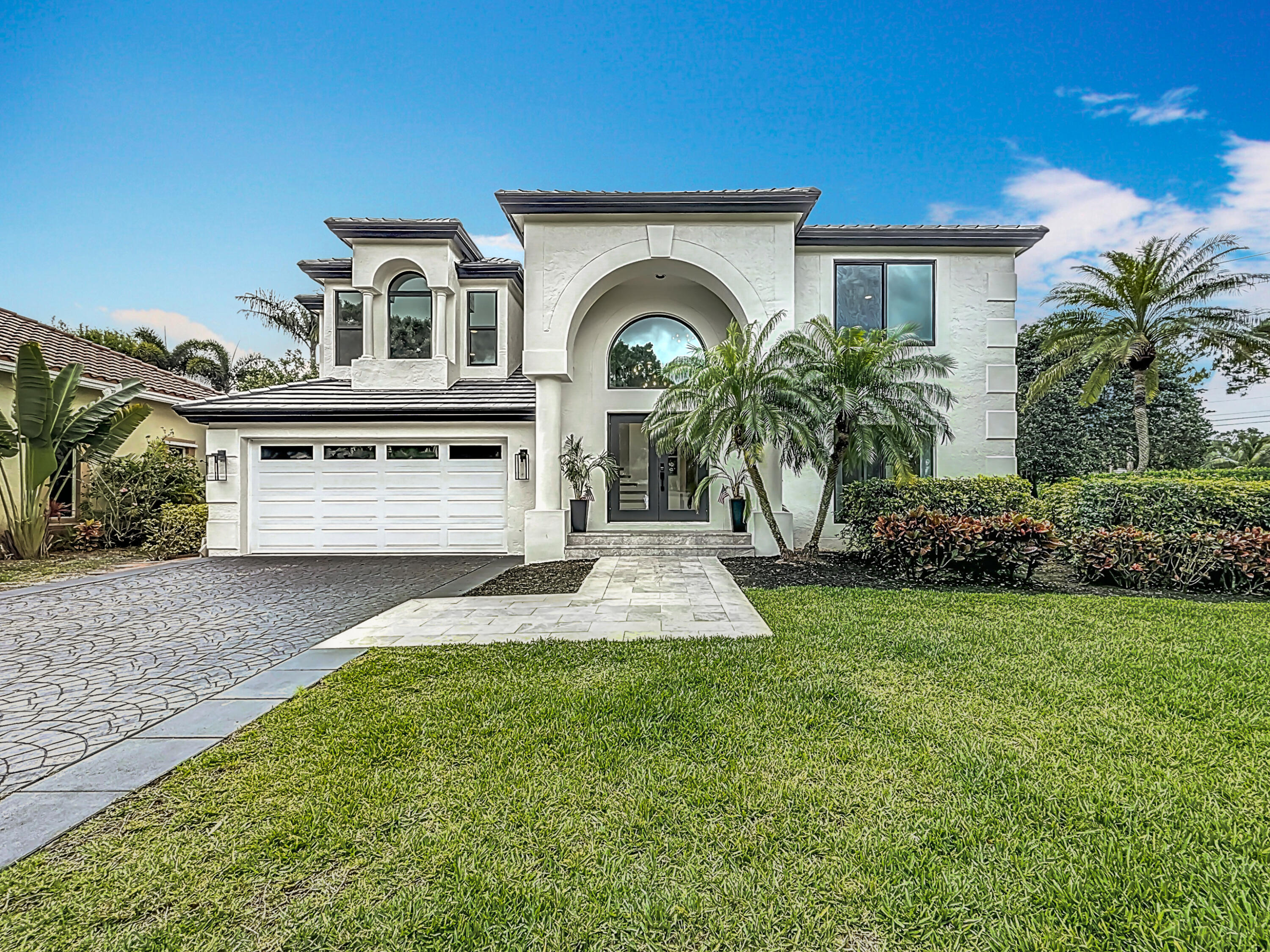 6580 Sargasso Way, Jupiter, Palm Beach County, Florida - 5 Bedrooms  
3 Bathrooms - 