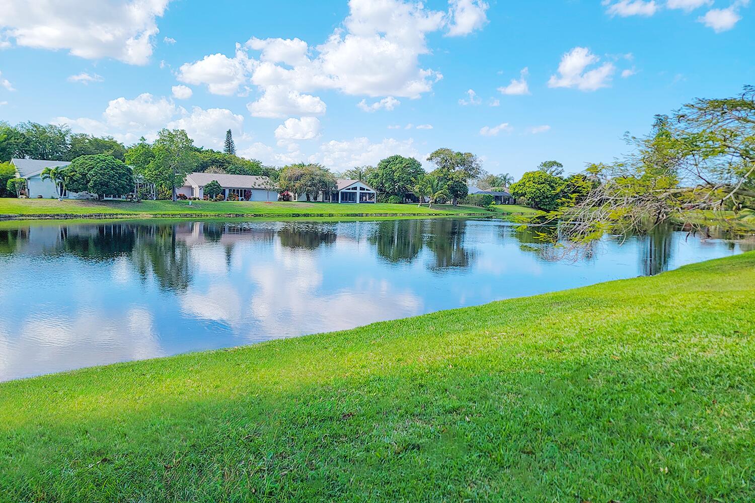 Property for Sale at 6125 Winding Brook Way, Delray Beach, Palm Beach County, Florida - Bedrooms: 2 
Bathrooms: 2  - $578,900