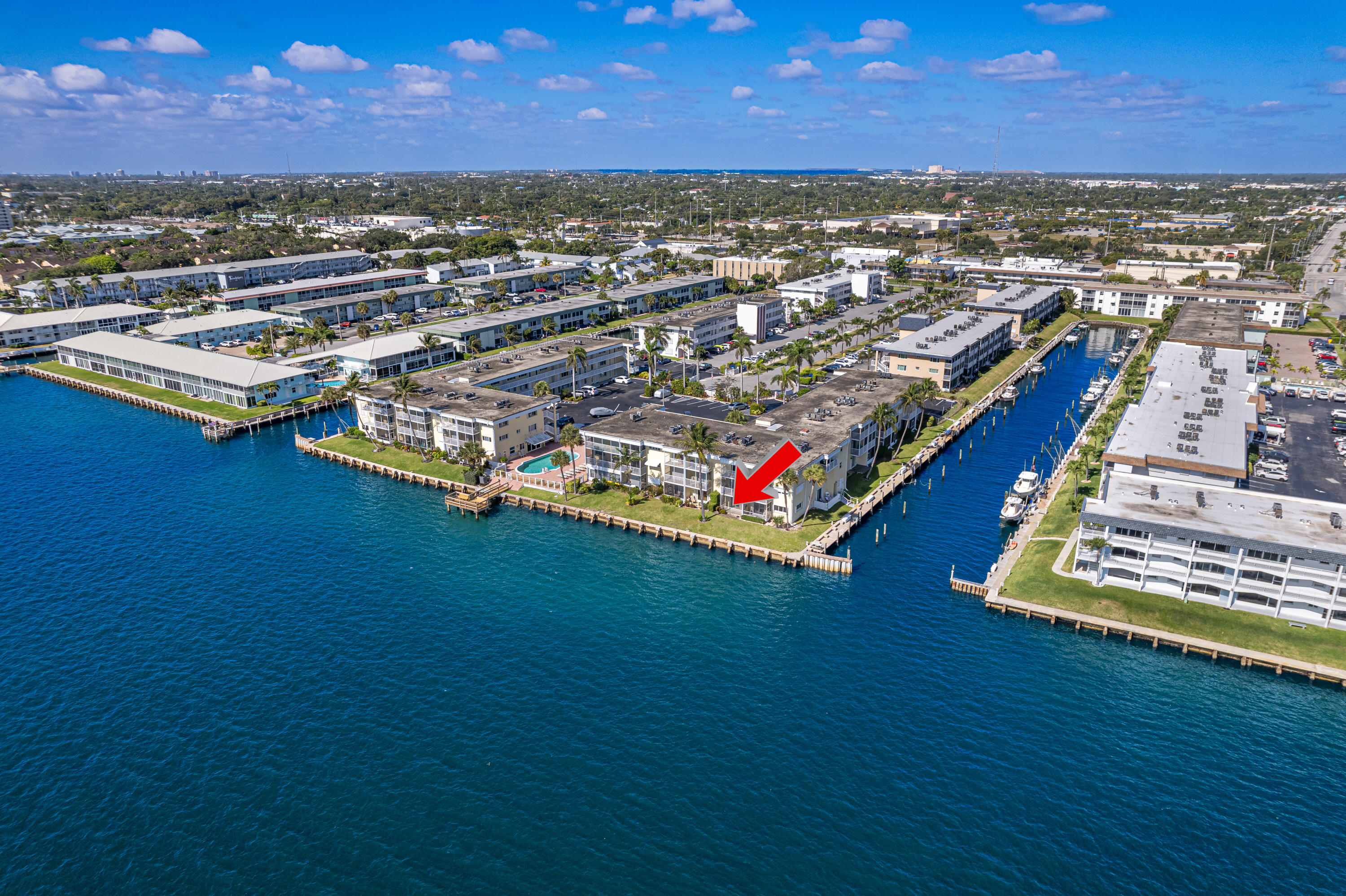 Property for Sale at 101 Doolen Court 105, North Palm Beach, Miami-Dade County, Florida - Bedrooms: 1 
Bathrooms: 1  - $199,000