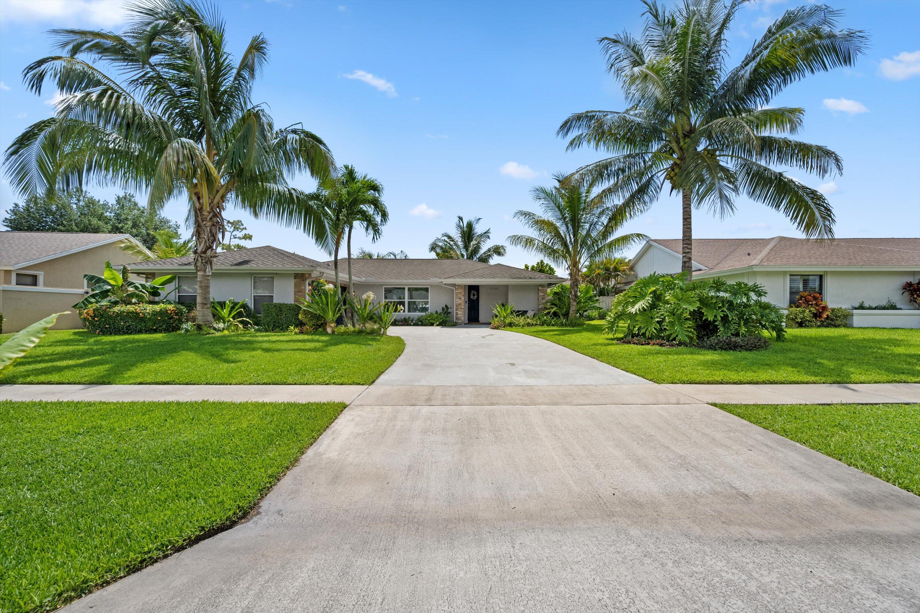 Property for Sale at 14244 Horseshoe Trace, Wellington, Palm Beach County, Florida - Bedrooms: 3 
Bathrooms: 2  - $669,000